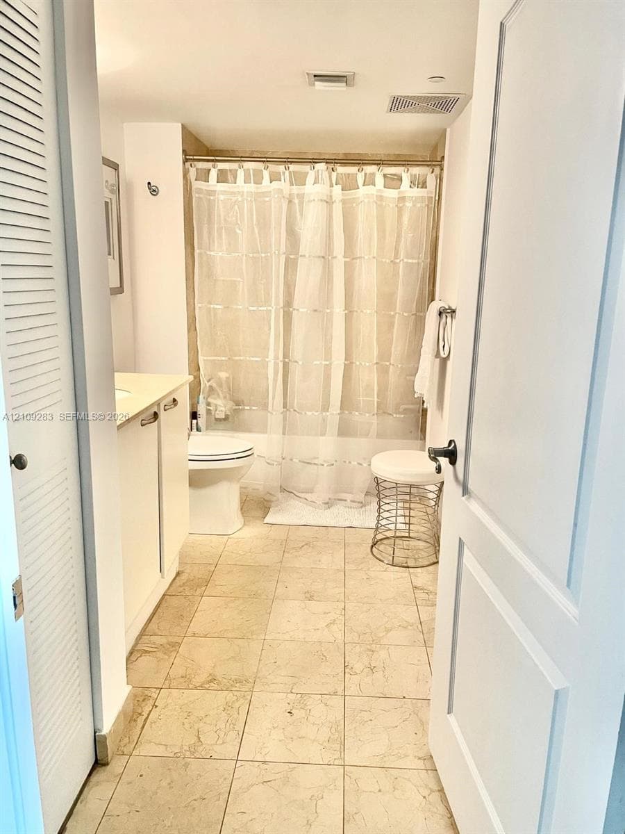 2101 Brickell Ave 2110 photo 9