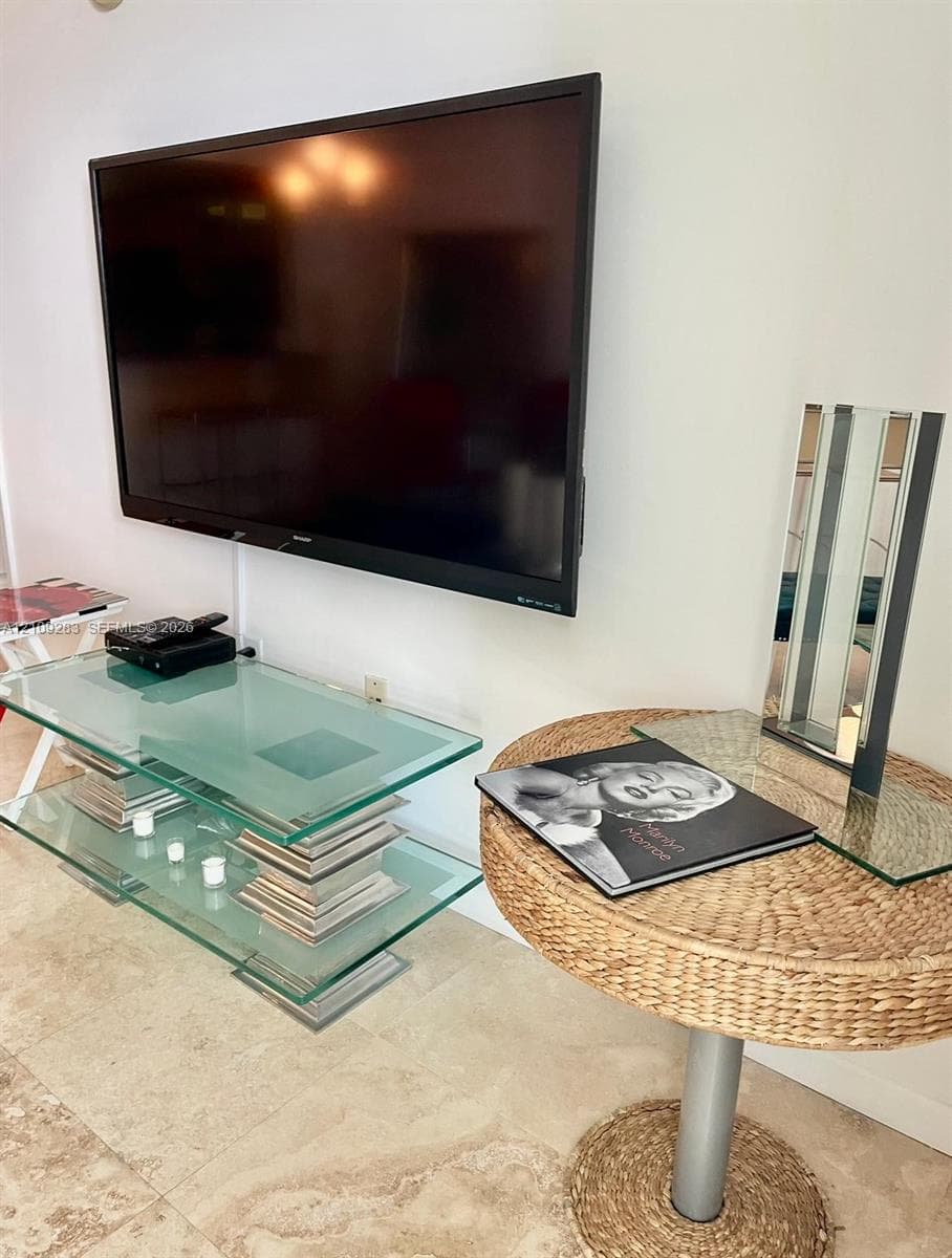 2101 Brickell Ave 2110 photo 8