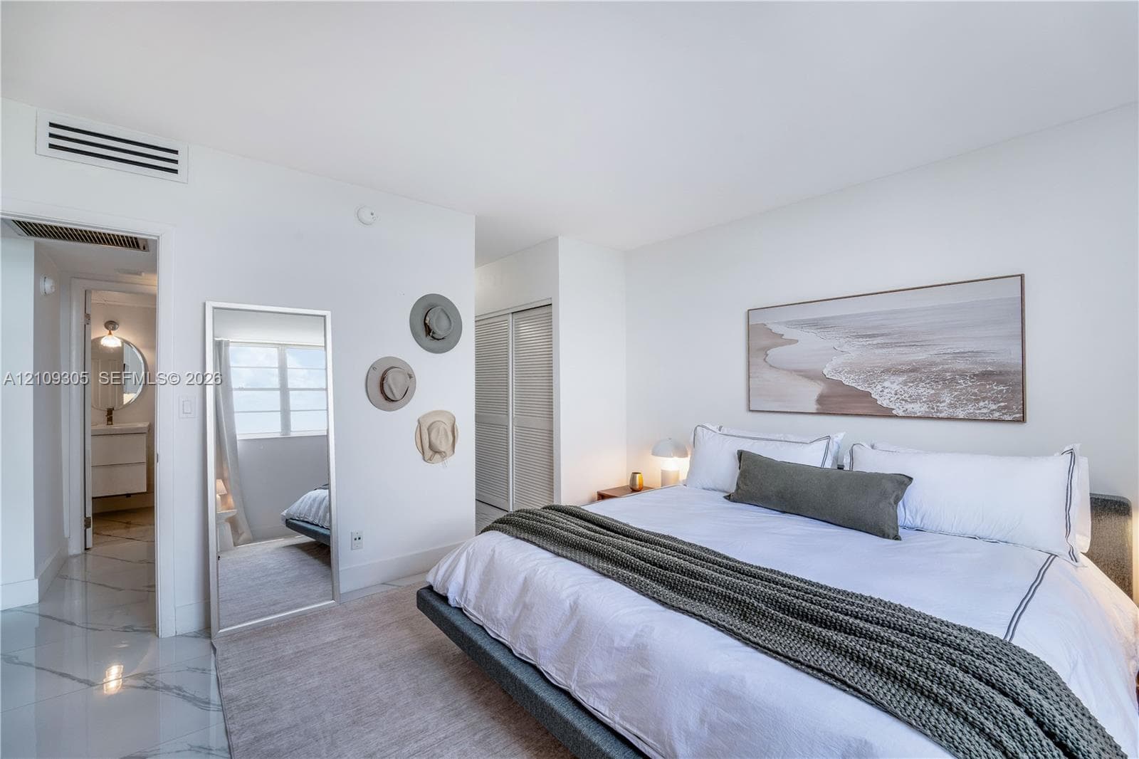90 Edgewater Dr 1119 photo 18