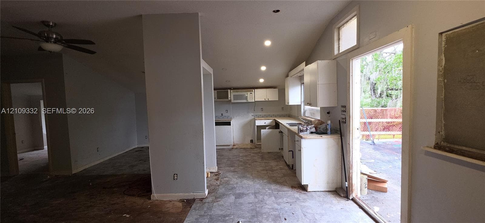 400 Peninsula Dr photo 23