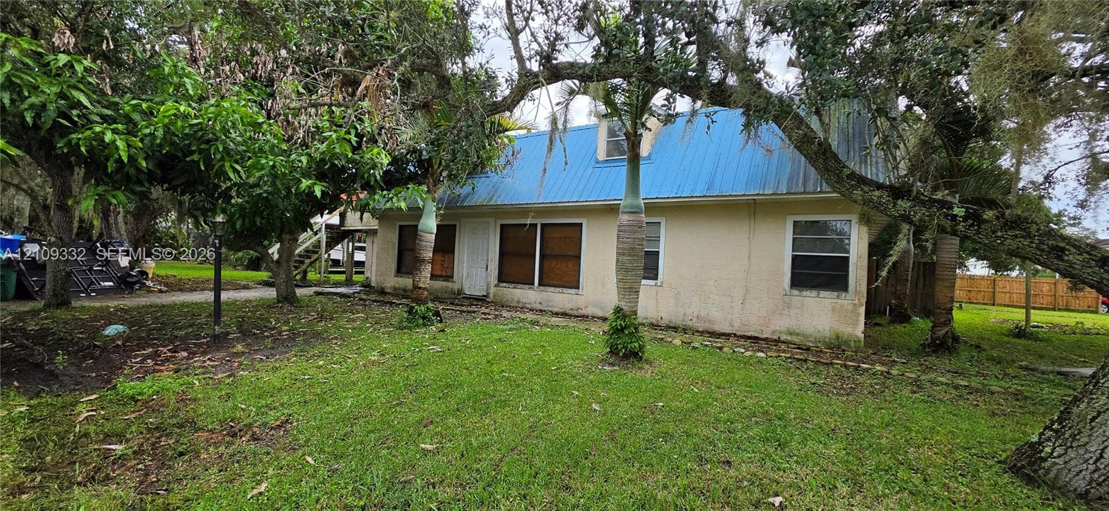 400 Peninsula Dr photo 2