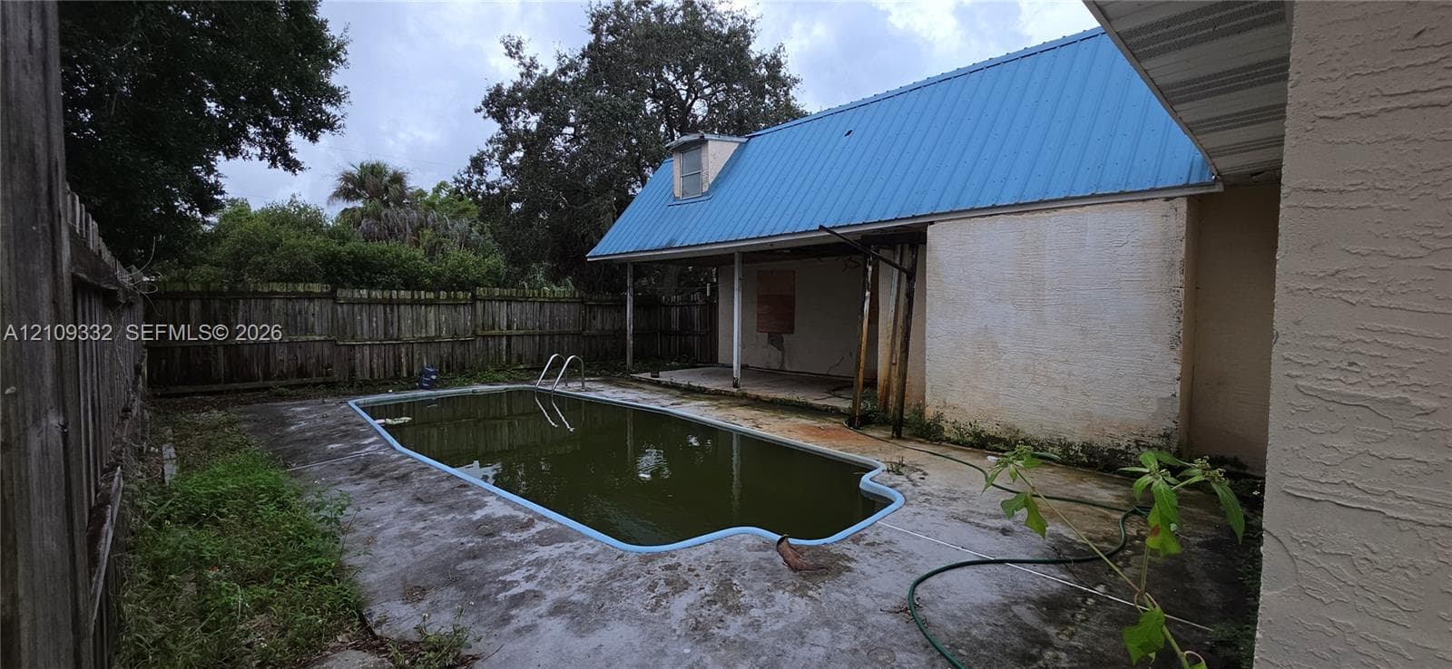 400 Peninsula Dr photo 6