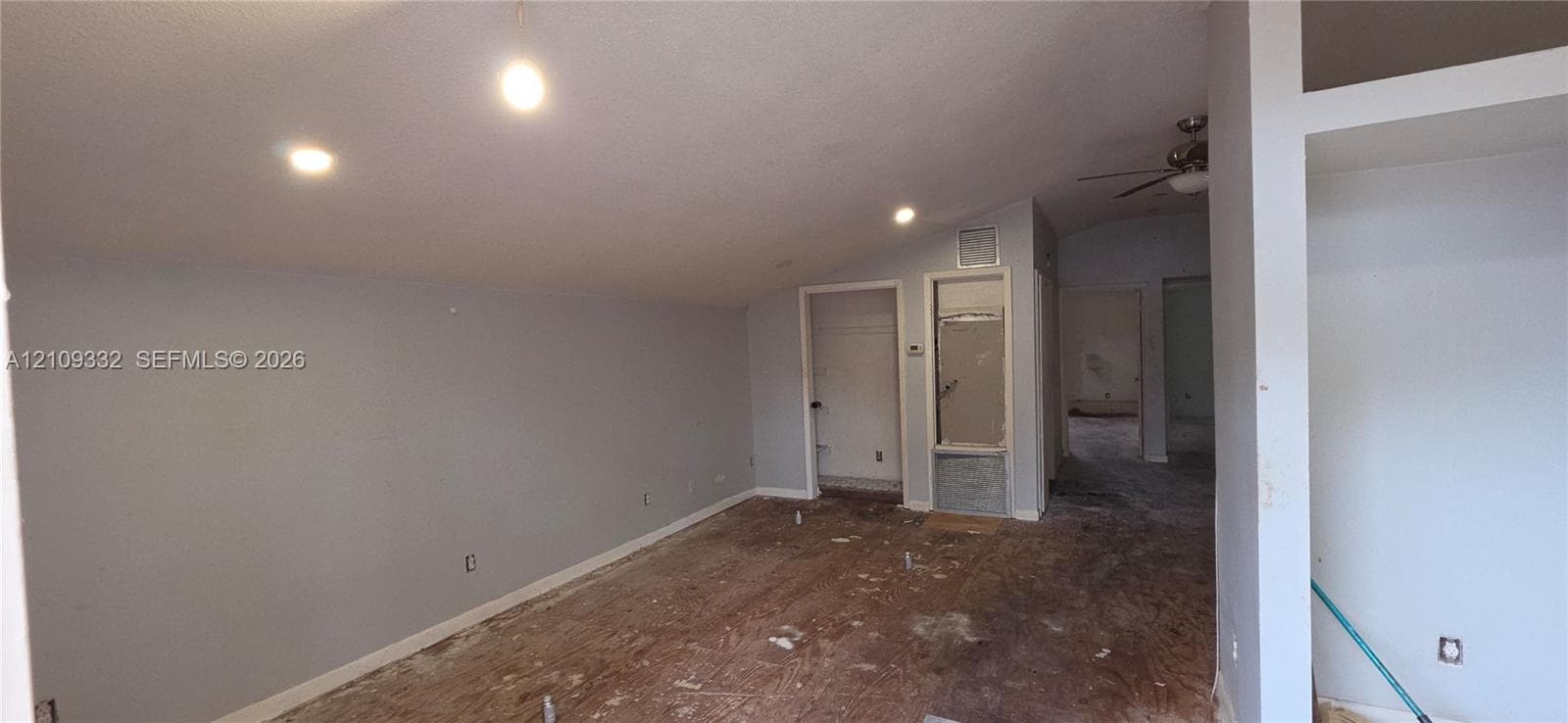 400 Peninsula Dr photo 22