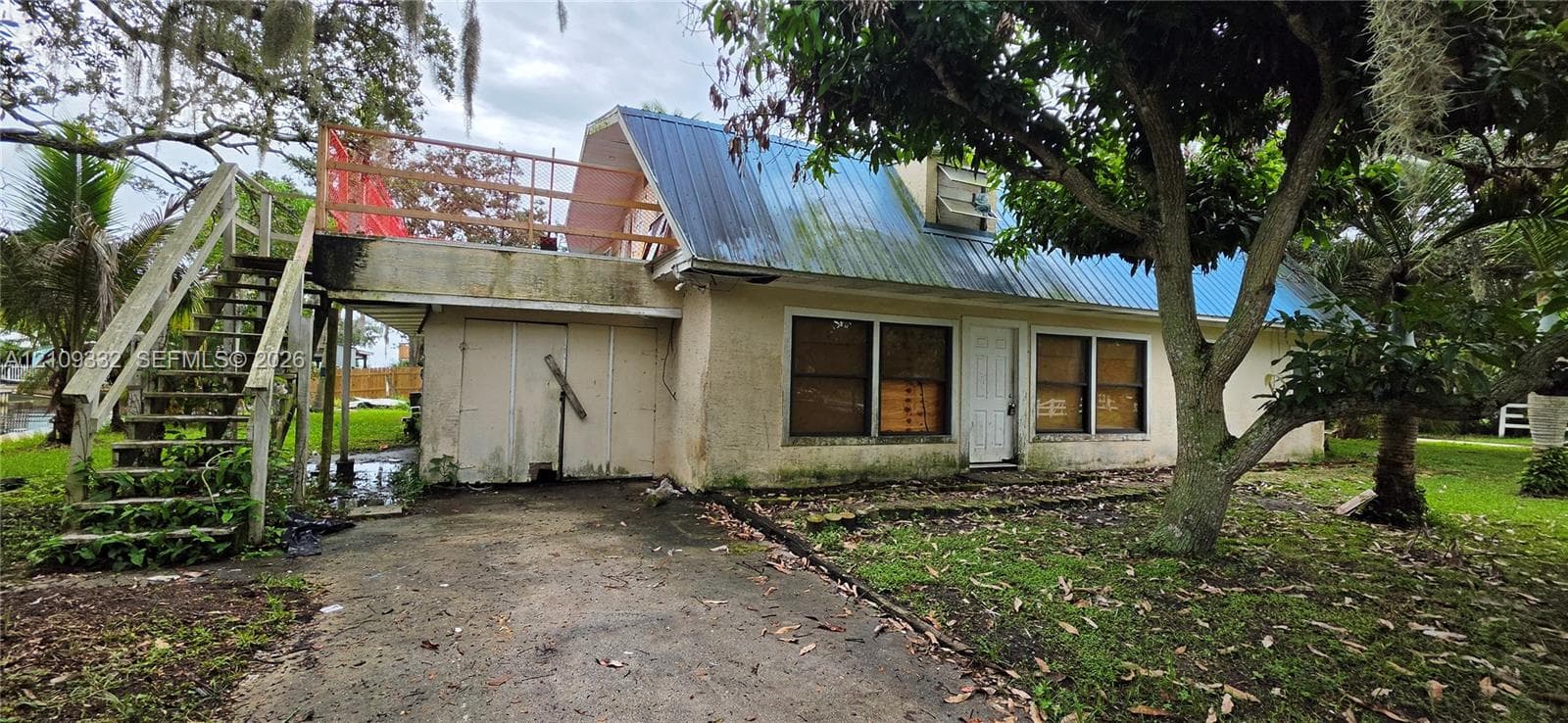 400 Peninsula Dr photo 3