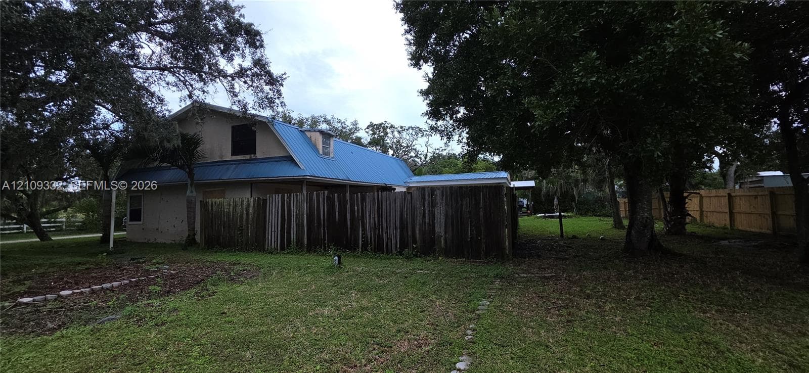 400 Peninsula Dr photo 9