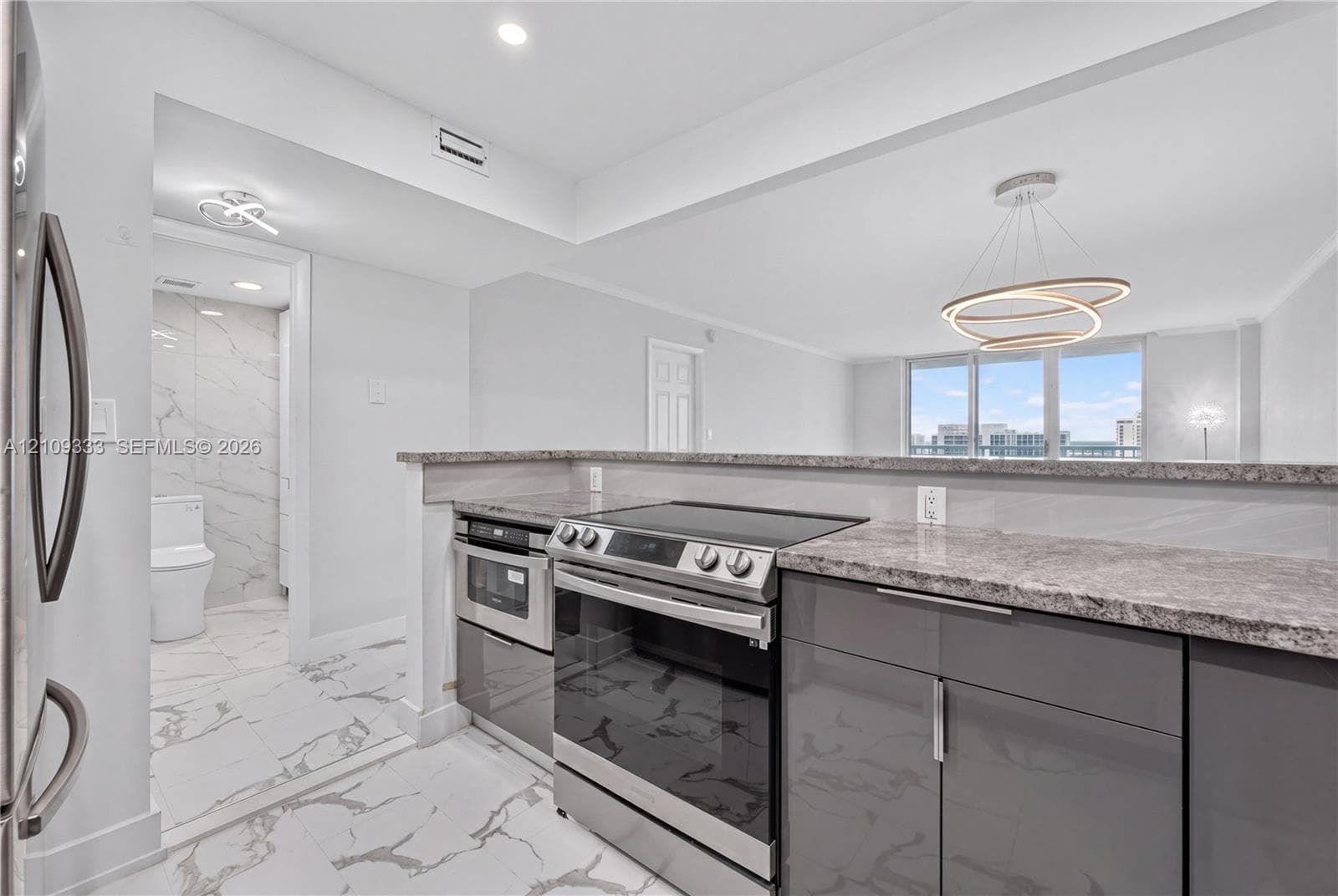 3800 S Ocean Dr 802 photo 4