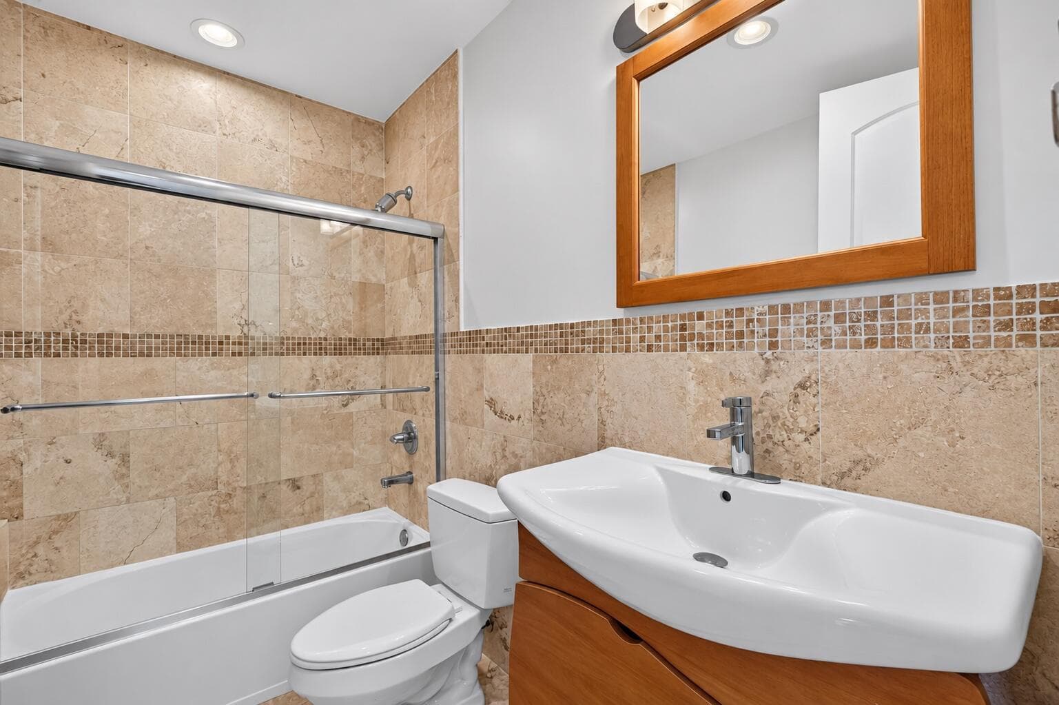 1090 NW North River Drive 402 photo 16
