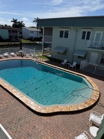 110 WETTAW Lane 203 photo 3