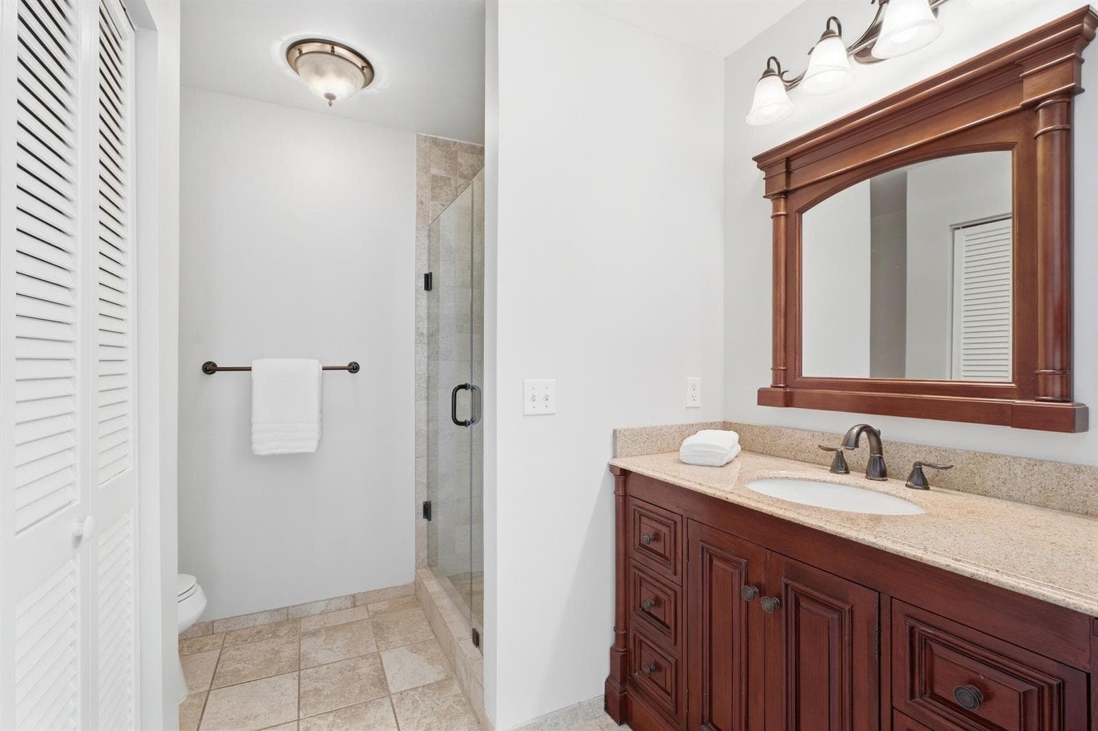 60 AQUA RA Drive photo 10