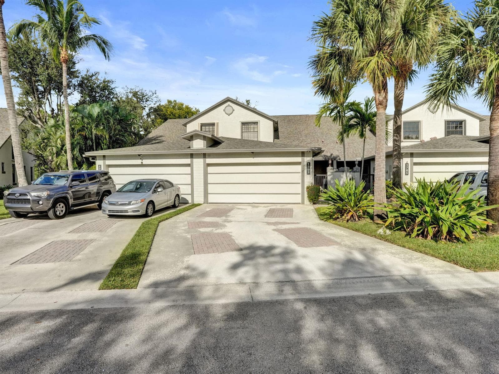 1703 LANDINGS Boulevard photo 15