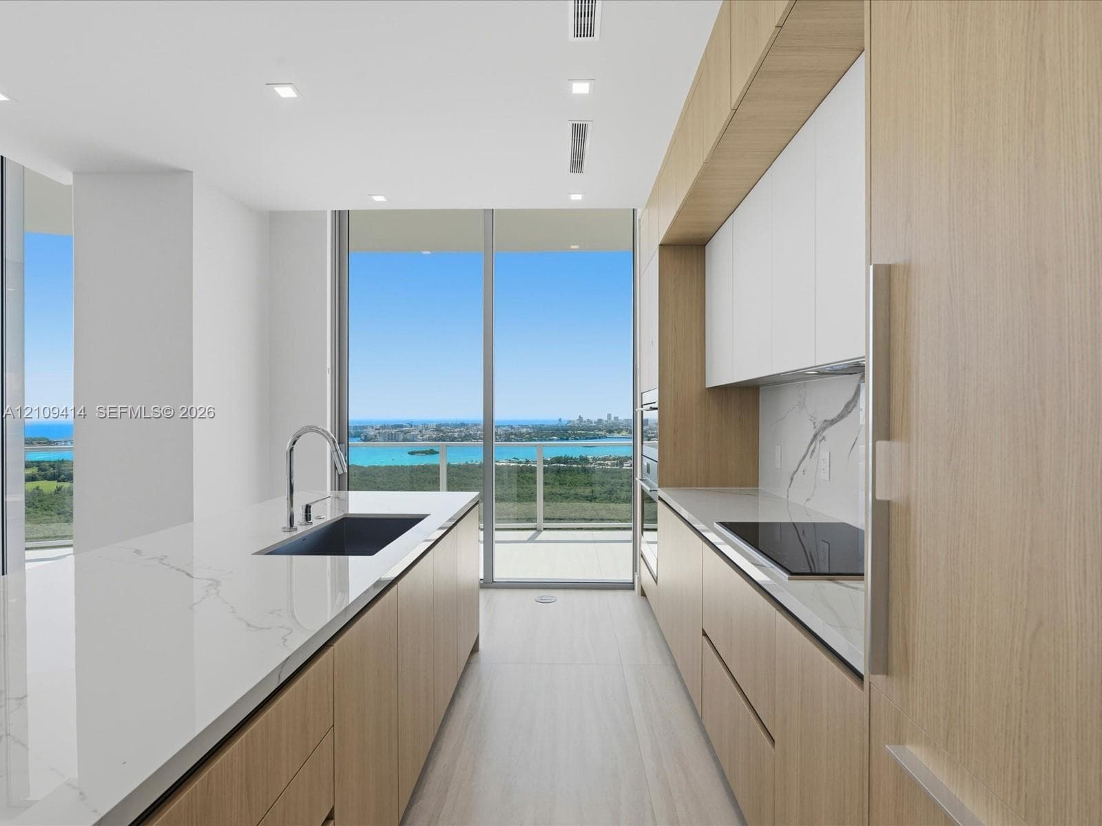 2411 Laguna circle 3101 photo 17