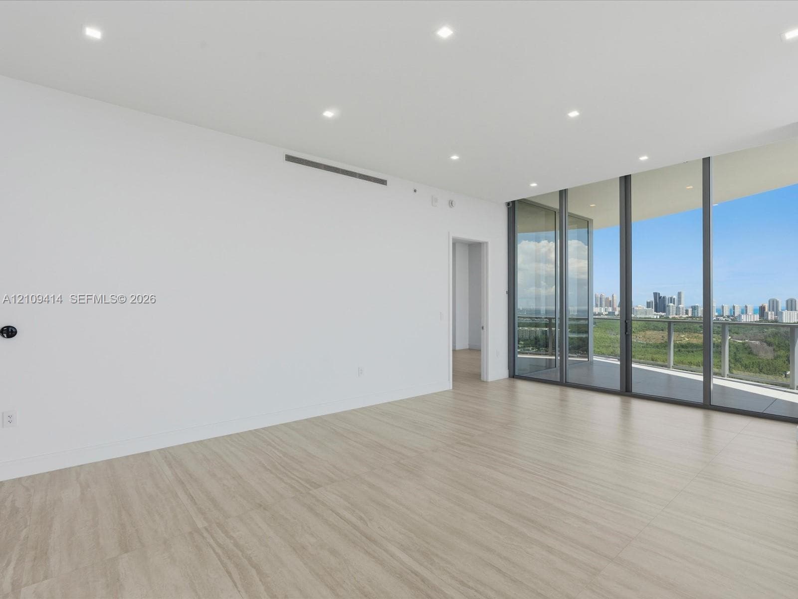 2411 Laguna circle 3101 photo 7