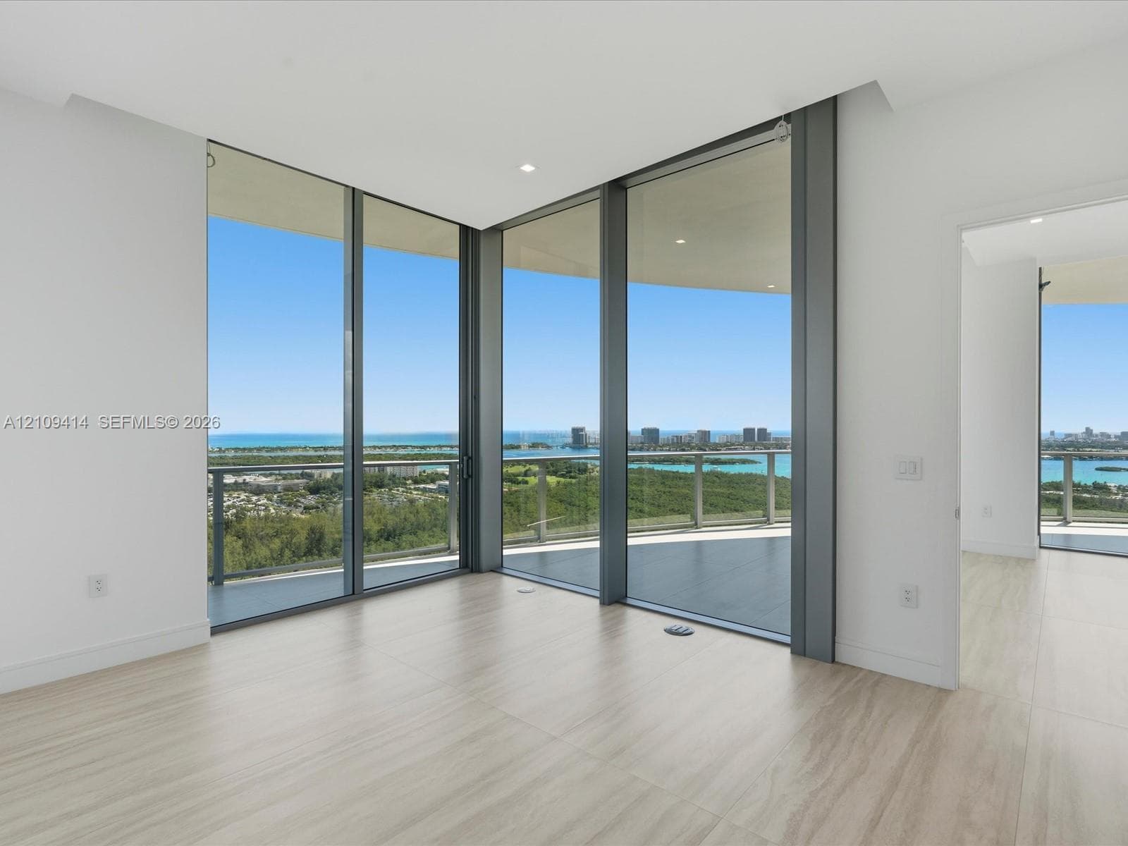 2411 Laguna circle 3101 photo 20