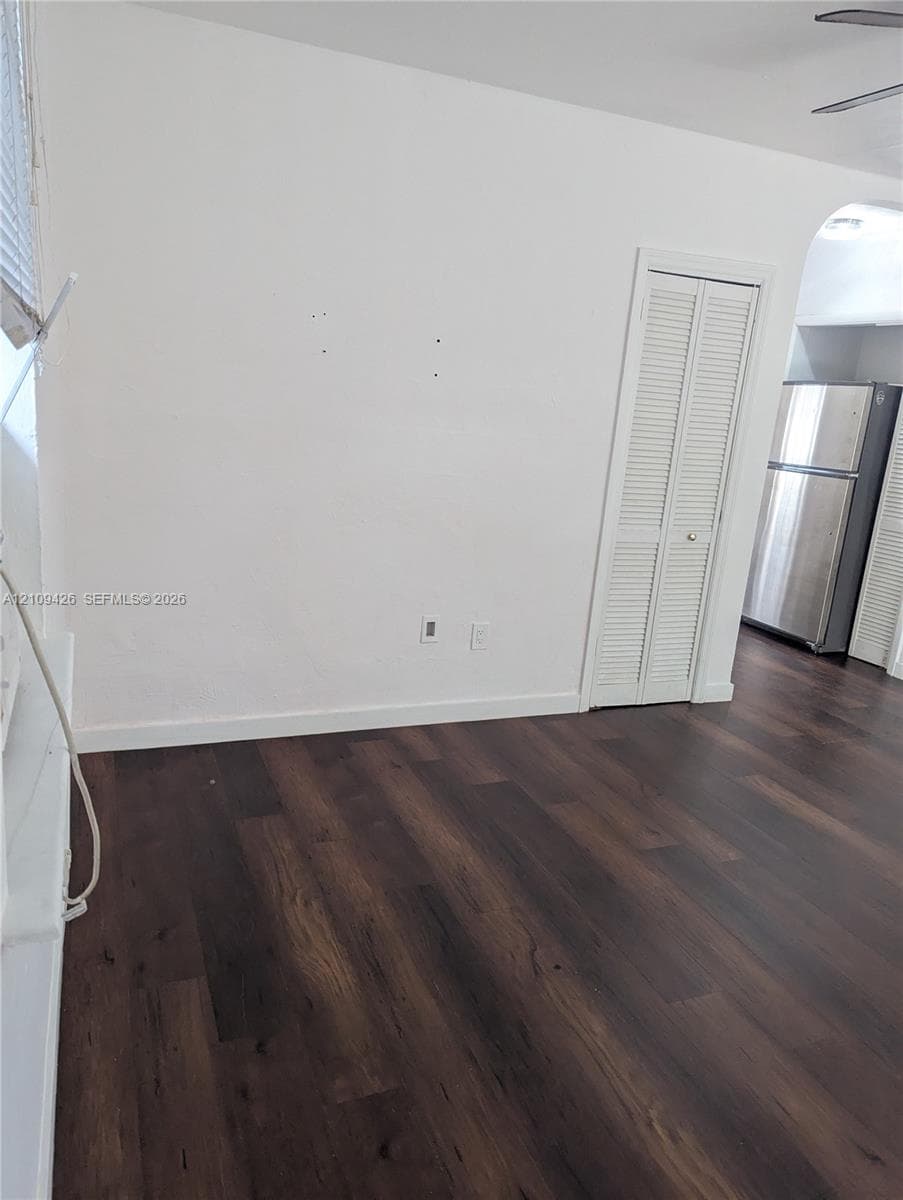 7743 Hawthorne Ave Waterfront 1 photo 16