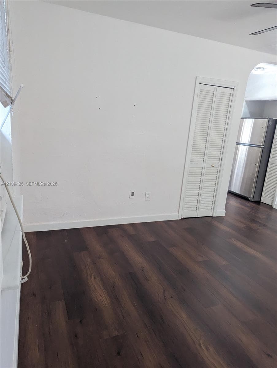 7743 Hawthorne Ave Waterfront 1 photo 15