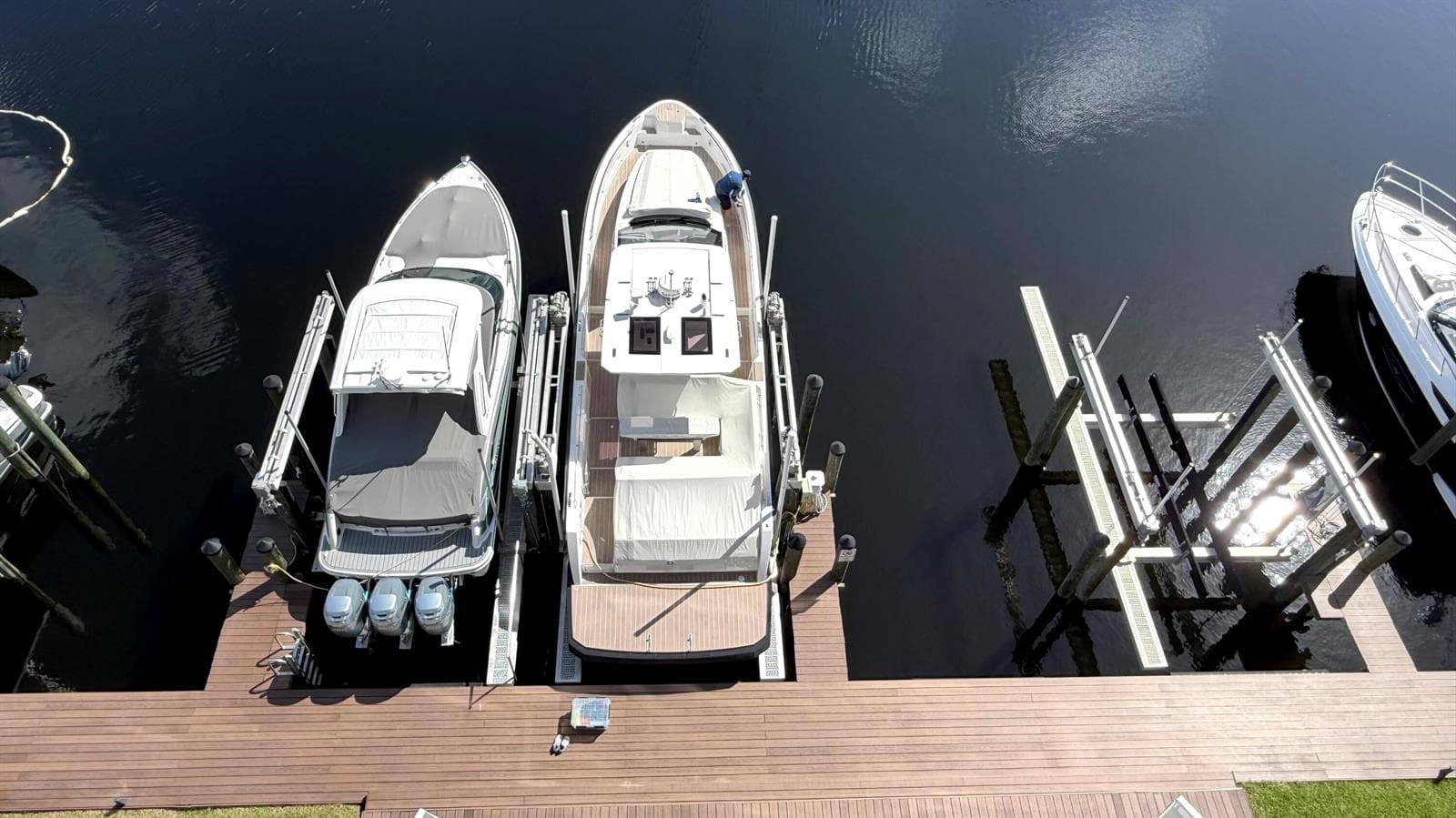 124 HENDRICKS Isle PH401 photo 3