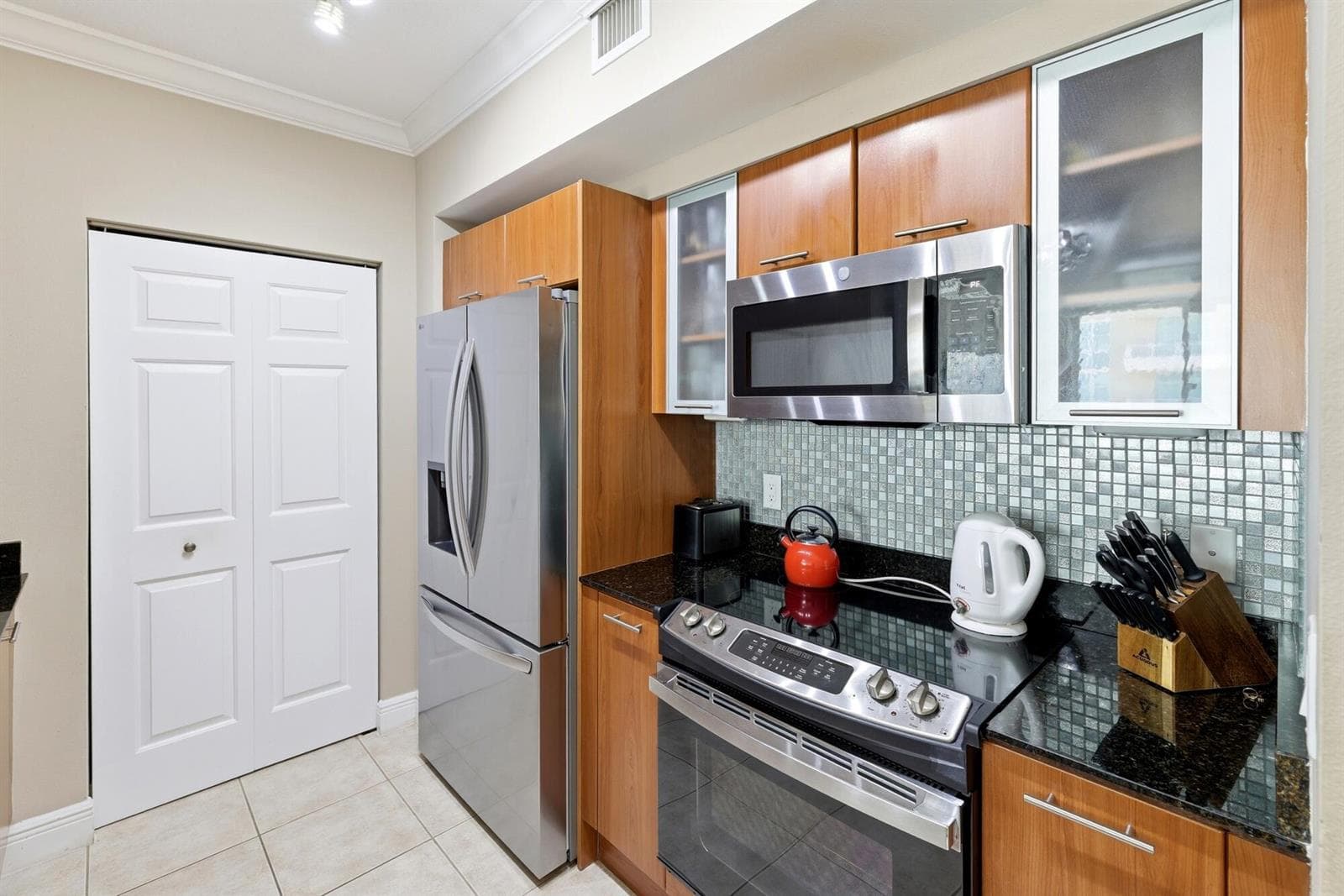 700 E Boynton Beach Boulevard photo 10