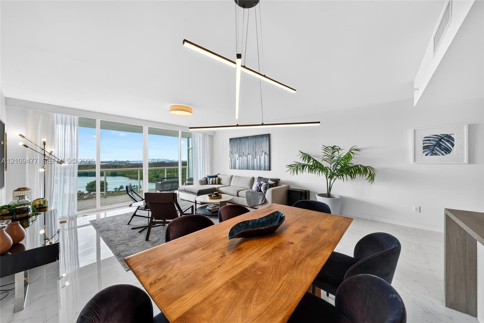 400 Sunny Isles Blvd 1904 photo 14