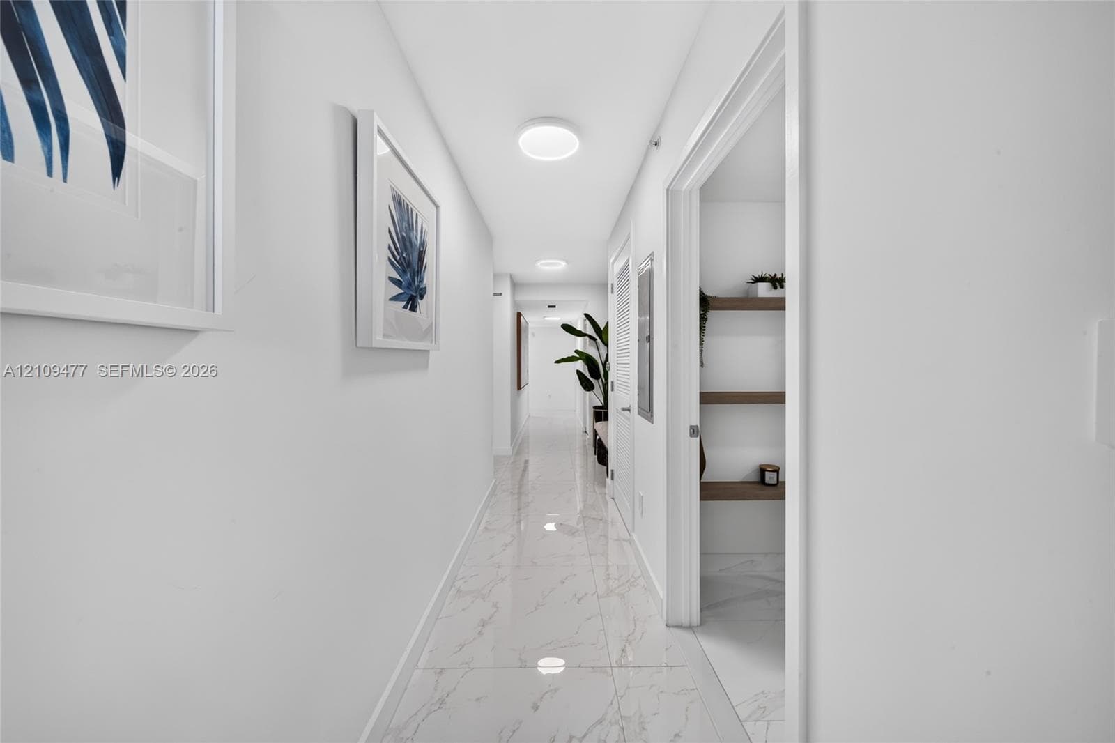 400 Sunny Isles Blvd 1904 photo 4