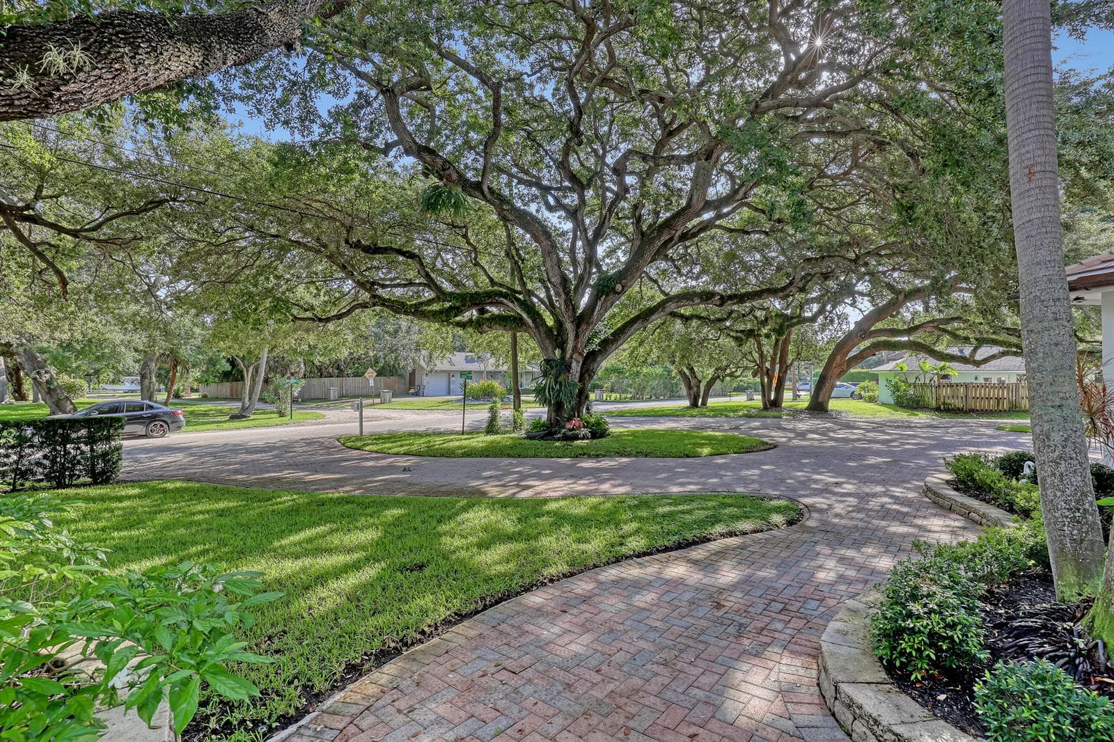 2338 Flamingo Road photo 2