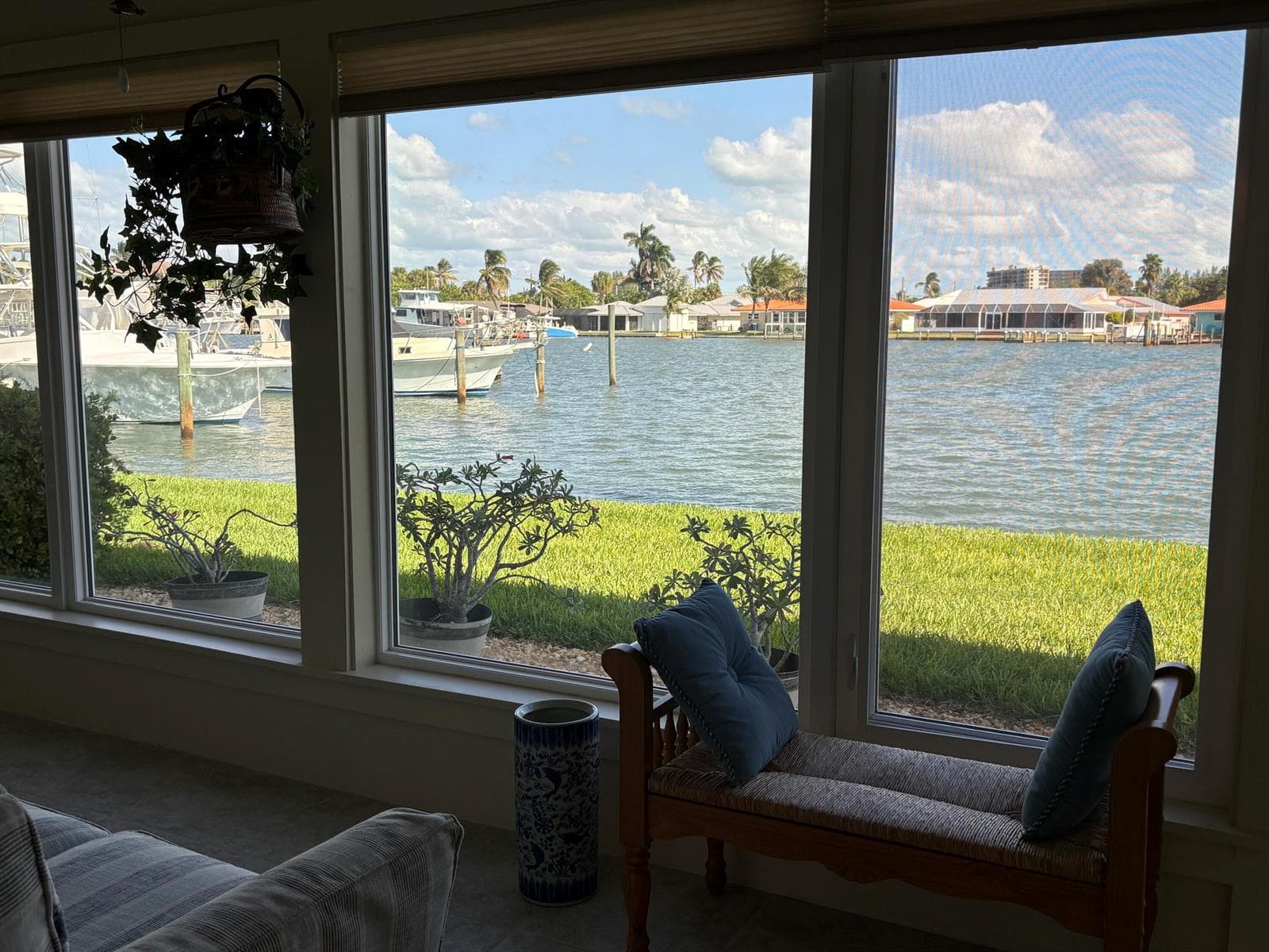 1351 BAYSHORE Drive 101 photo 5