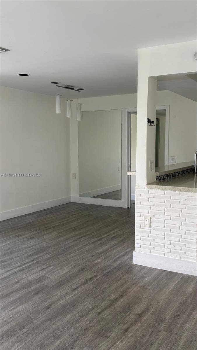 8435 SW 156th Ct 1030 photo 6