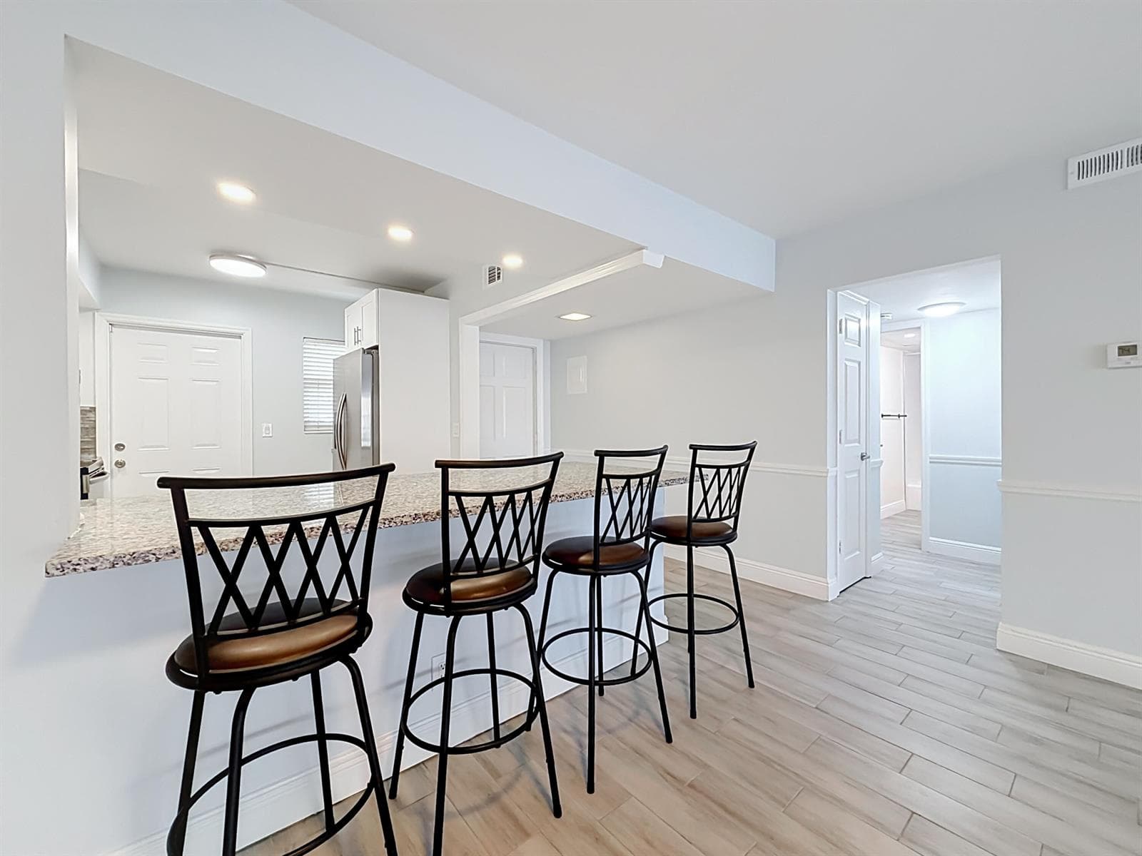 3121 NE 51st Street NE 102E photo 14