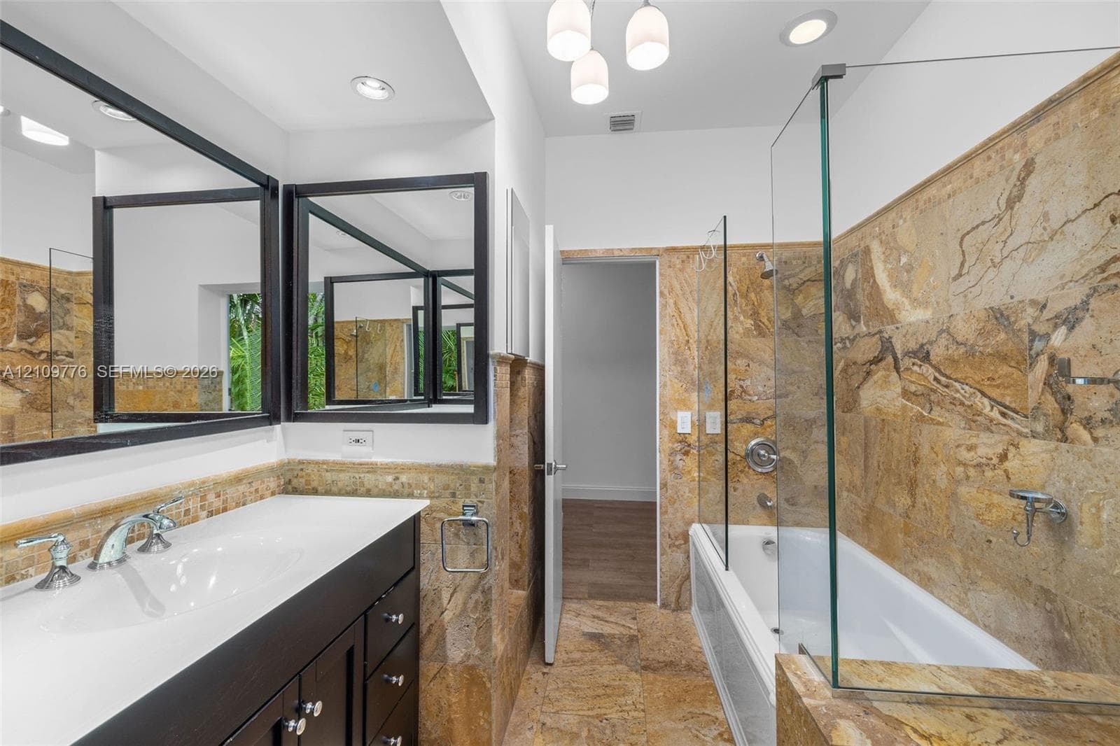 251 N Shore Dr 251 photo 16