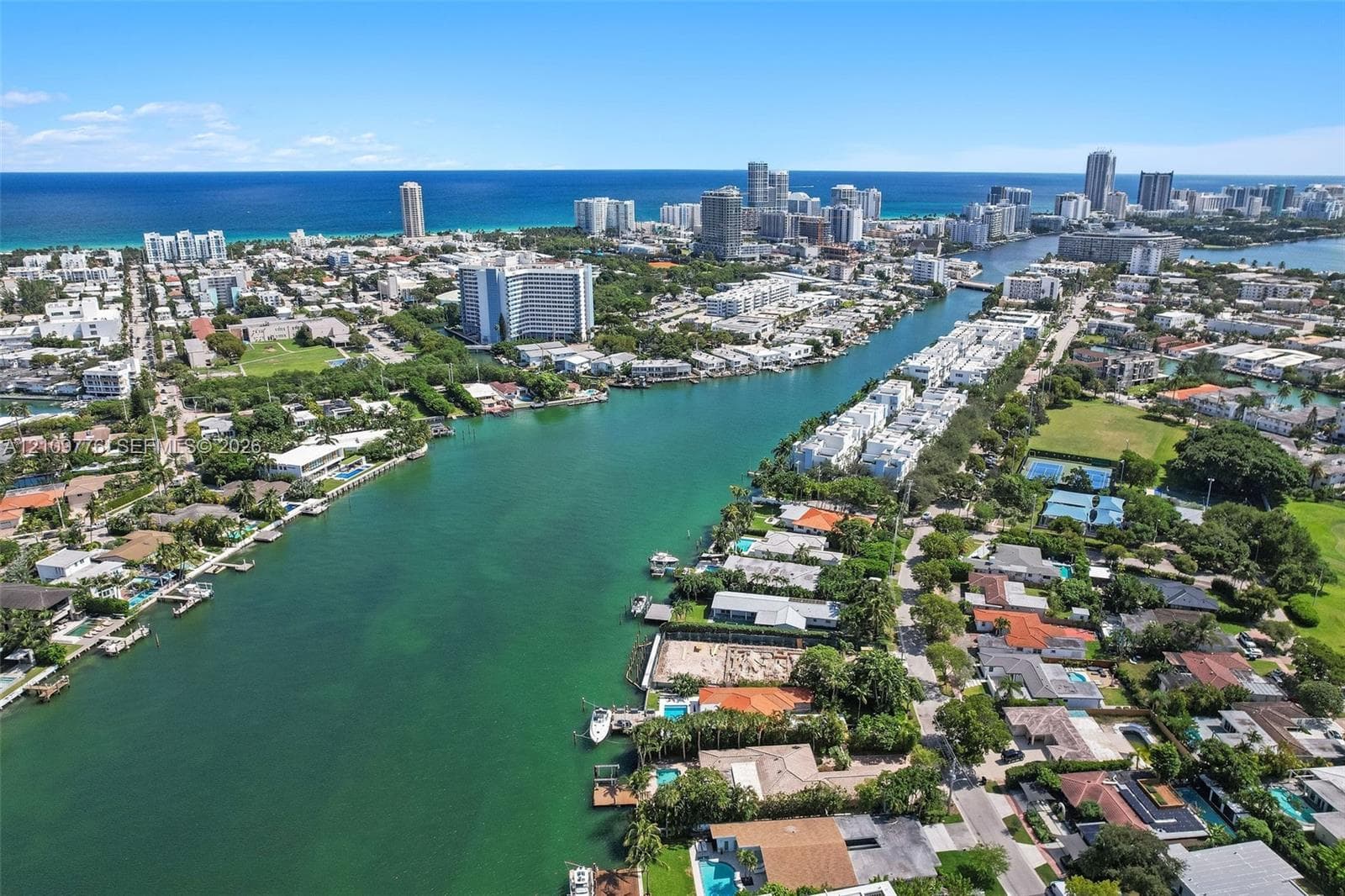 251 N Shore Dr 251 photo 1