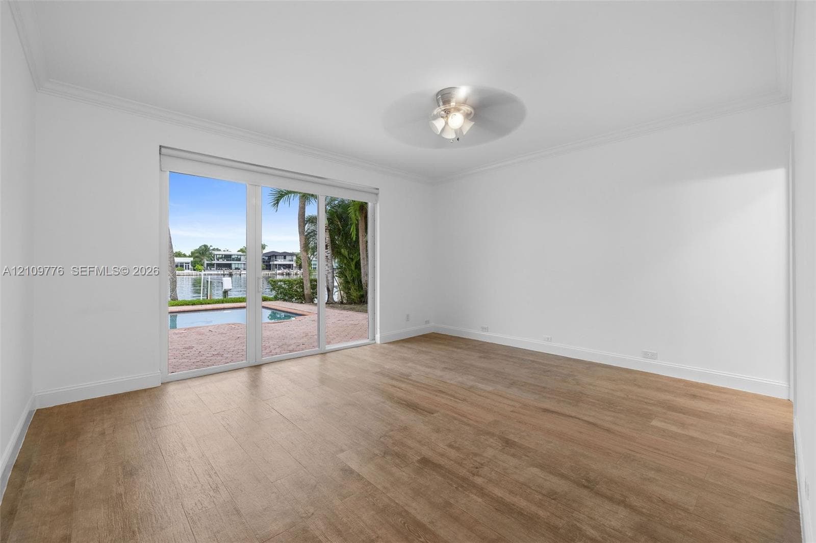 251 N Shore Dr 251 photo 15