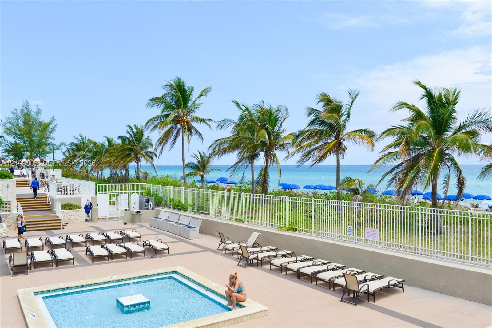 1980 S Ocean Dr 16Q photo 3