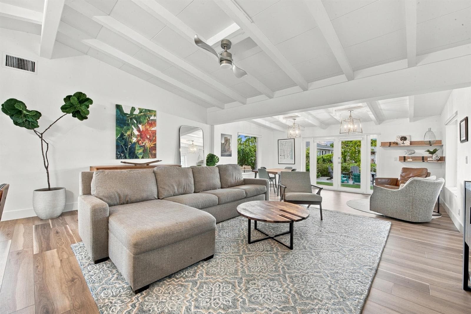 2449 KEY LARGO Lane photo 9