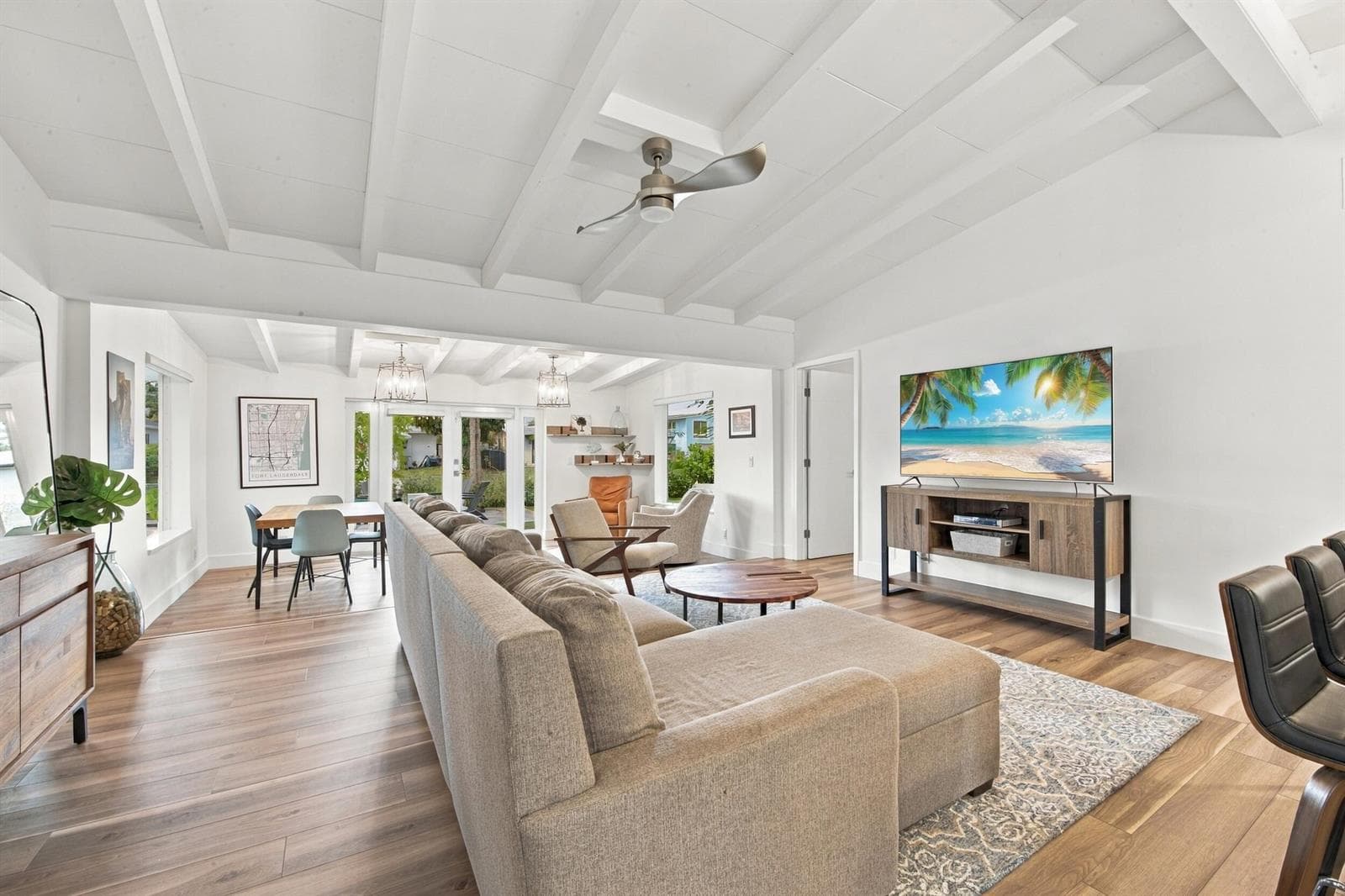 2449 KEY LARGO Lane photo 10