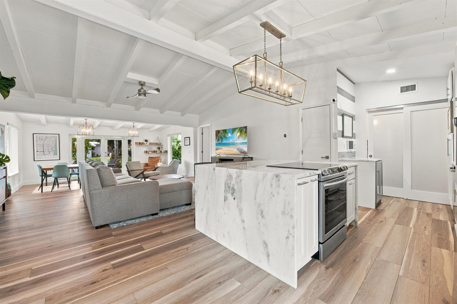 2449 KEY LARGO Lane photo 4