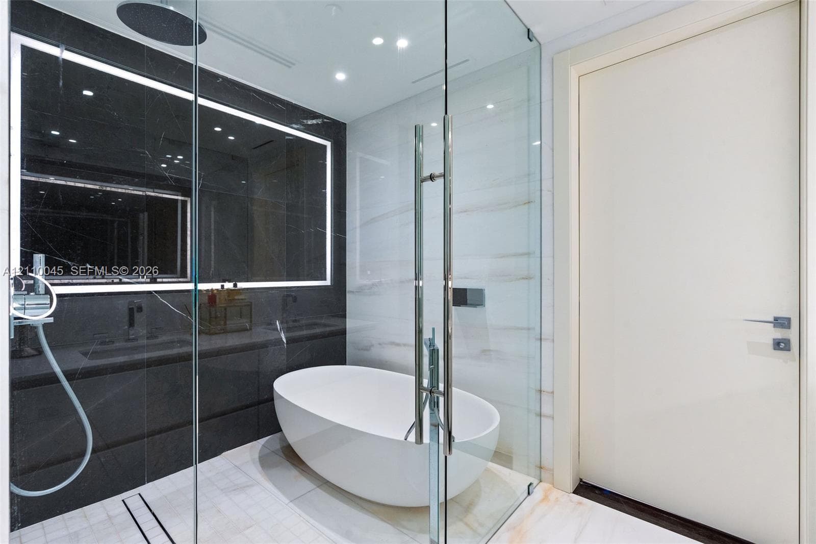 300 Biscayne Boulevard Way 3105W photo 16