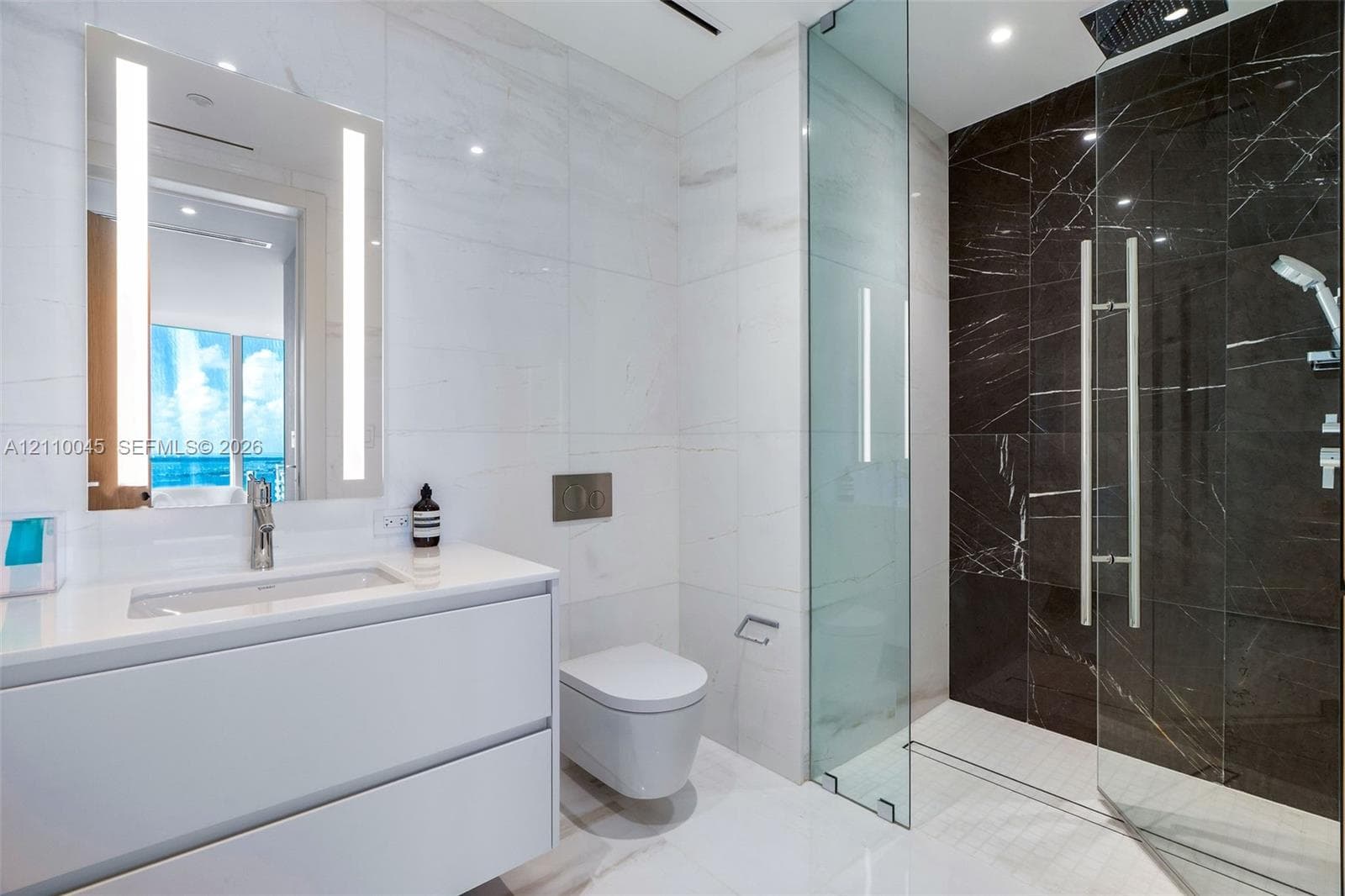 300 Biscayne Boulevard Way 3105W photo 19