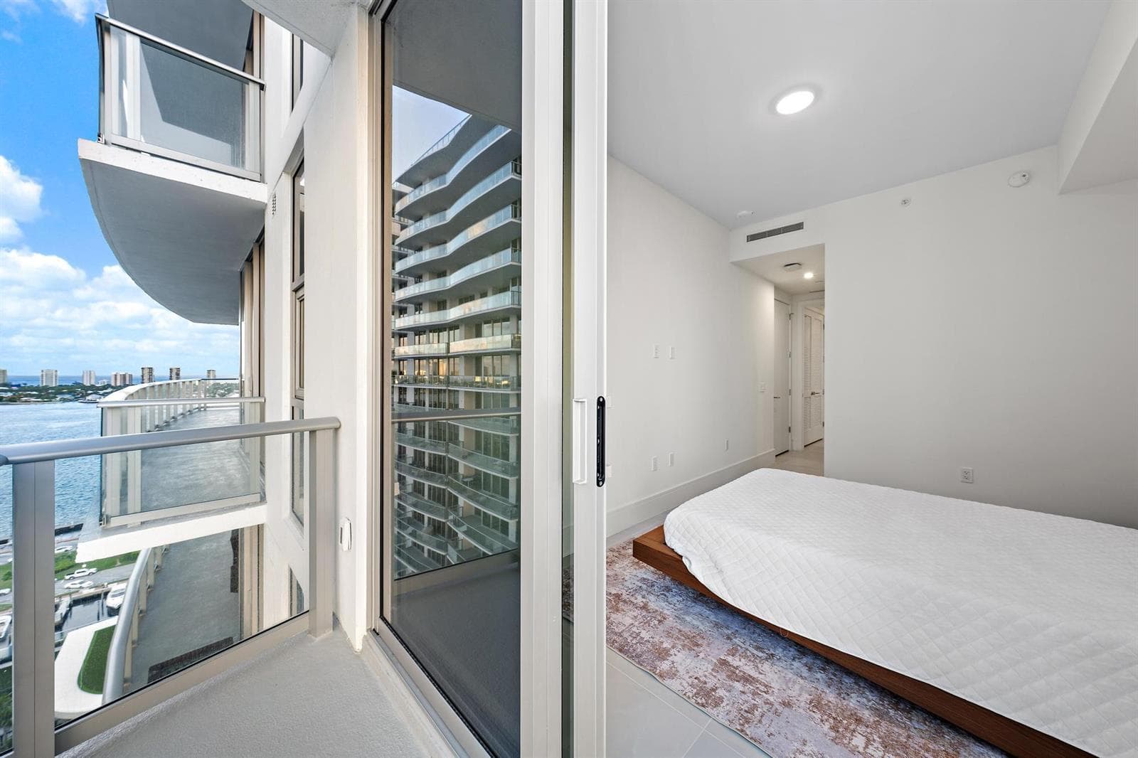 220 Lake Shore Drive 1802 photo 23