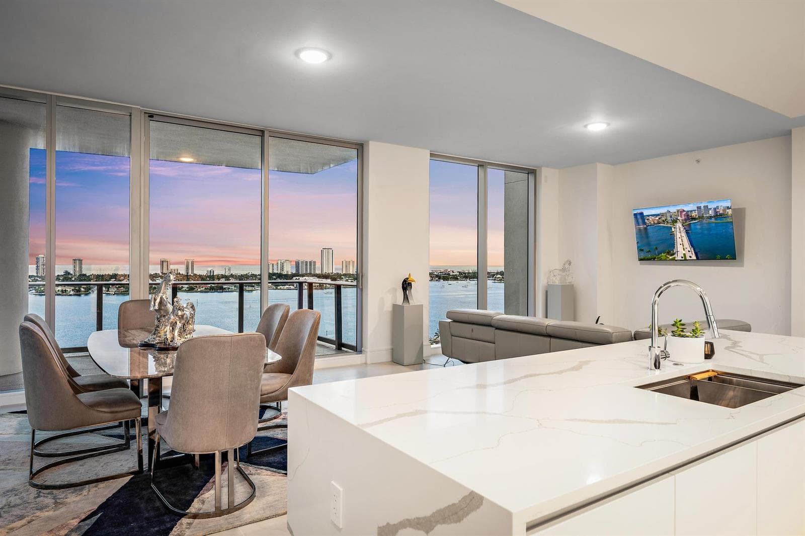 220 Lake Shore Drive 1802 photo 3