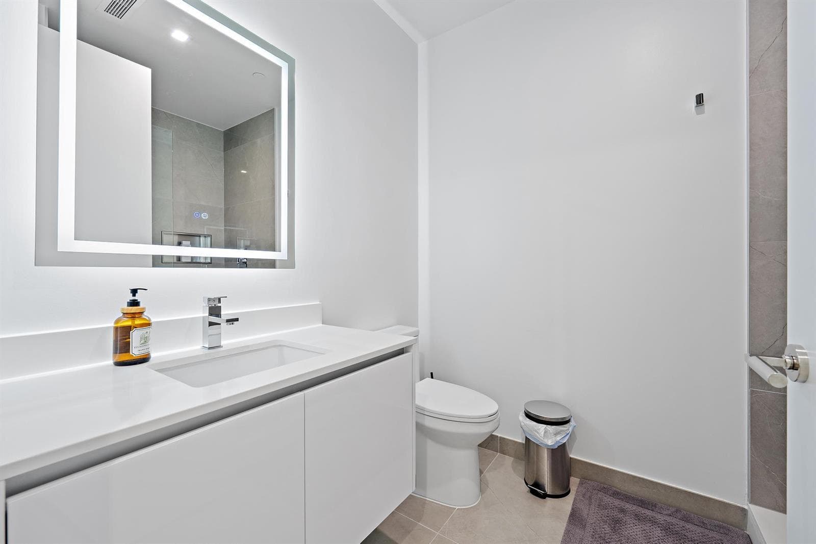 220 Lake Shore Drive 1802 photo 24