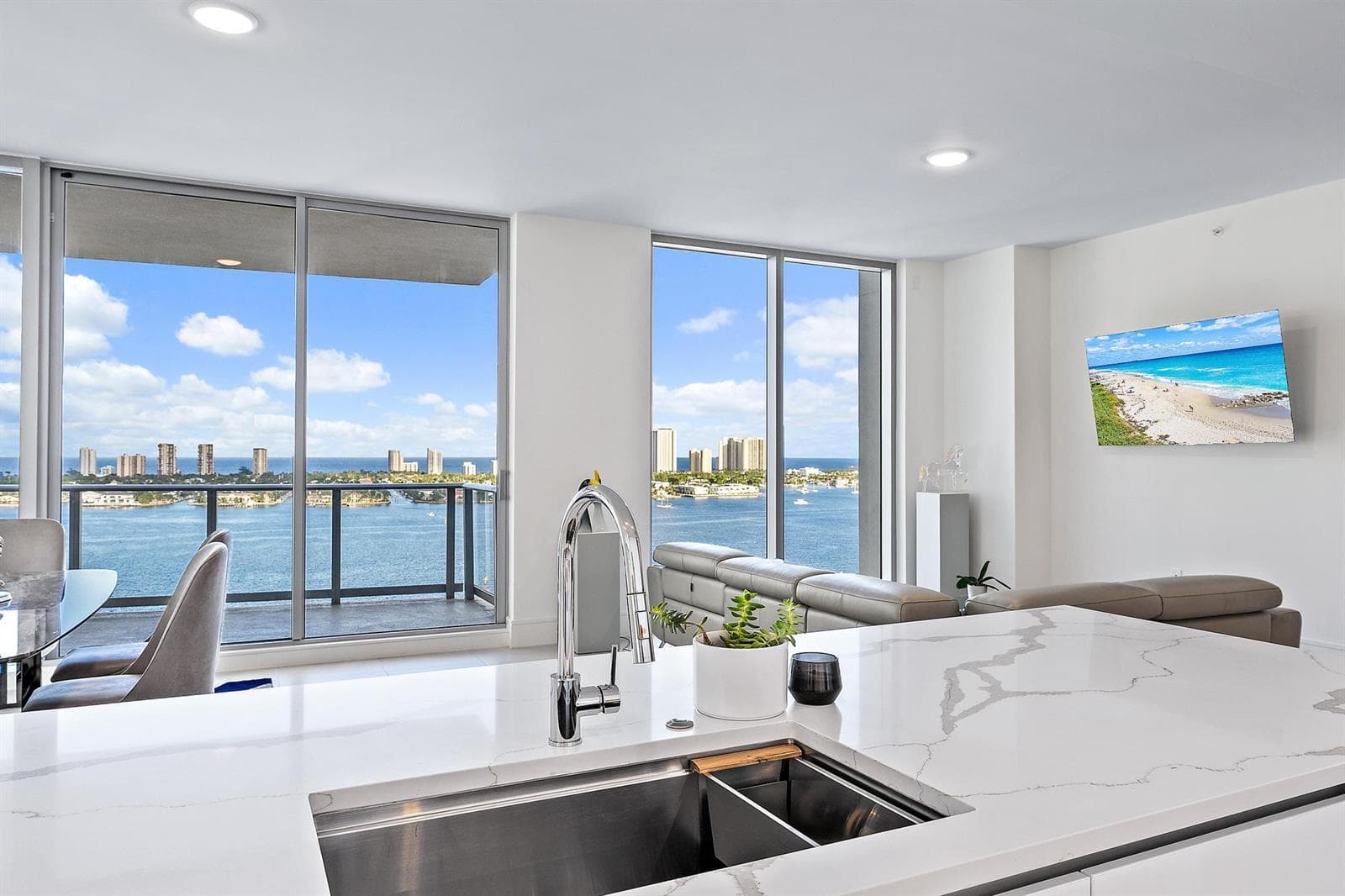 220 Lake Shore Drive 1802 photo 10