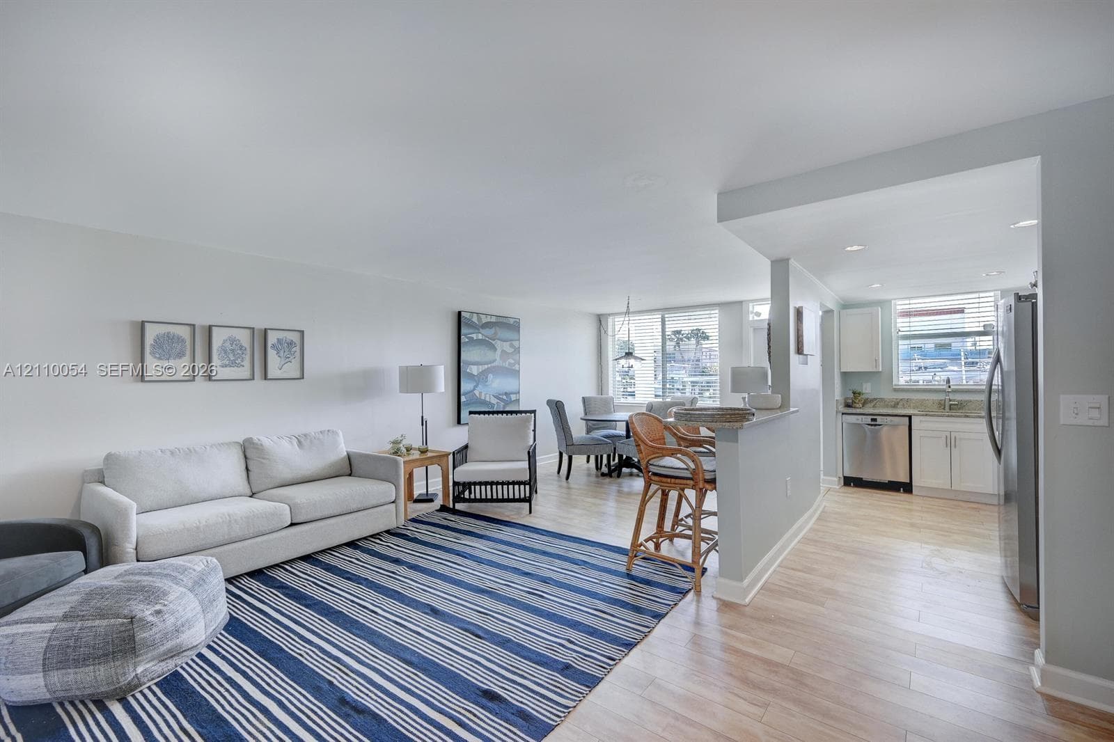 108 Paradise Harbour Blvd 111 photo 14