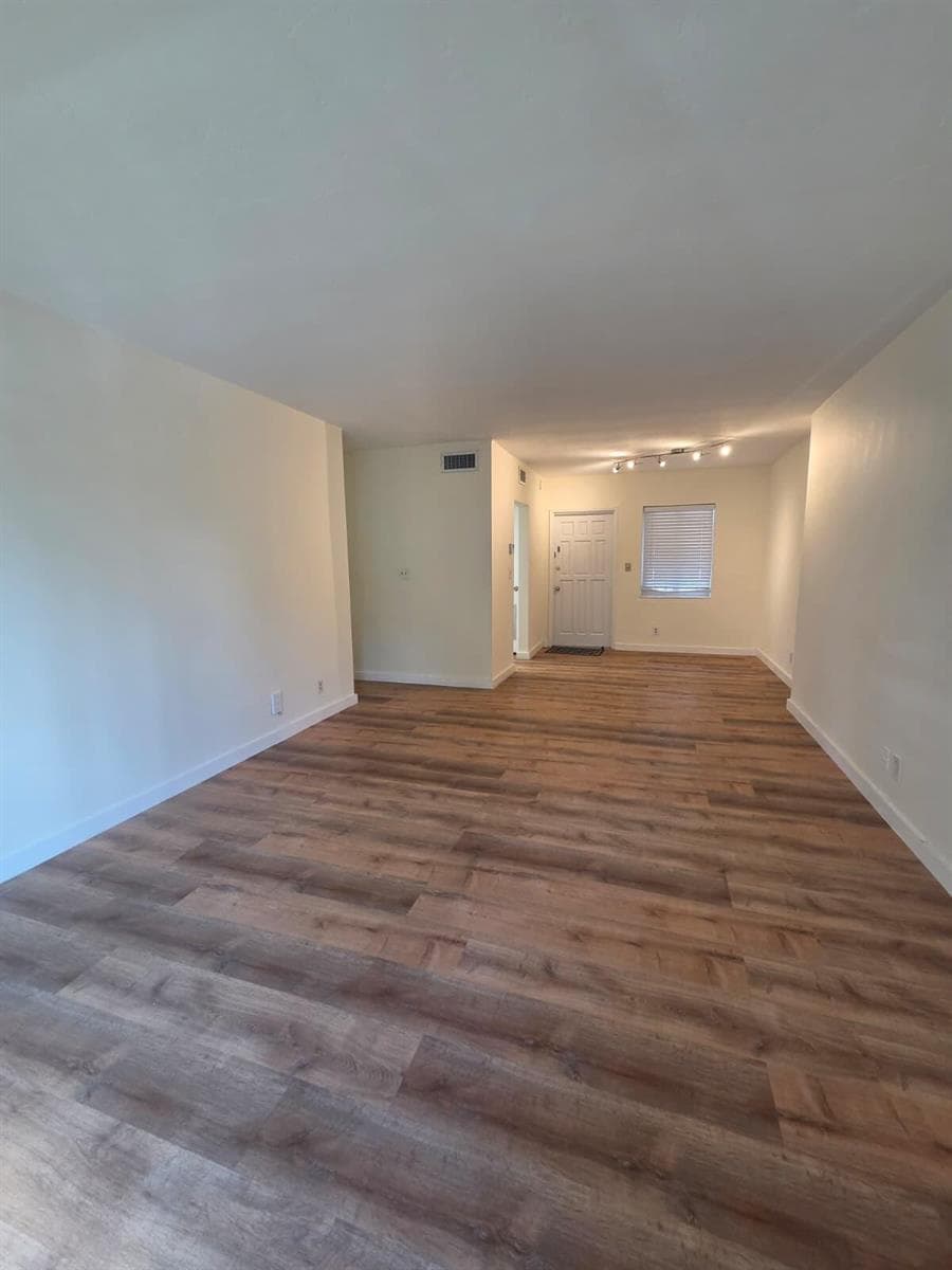 1500 SE 15TH Street 213 photo 2