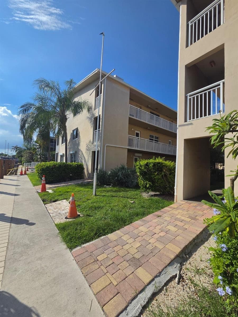 1500 SE 15TH Street 213 photo 16