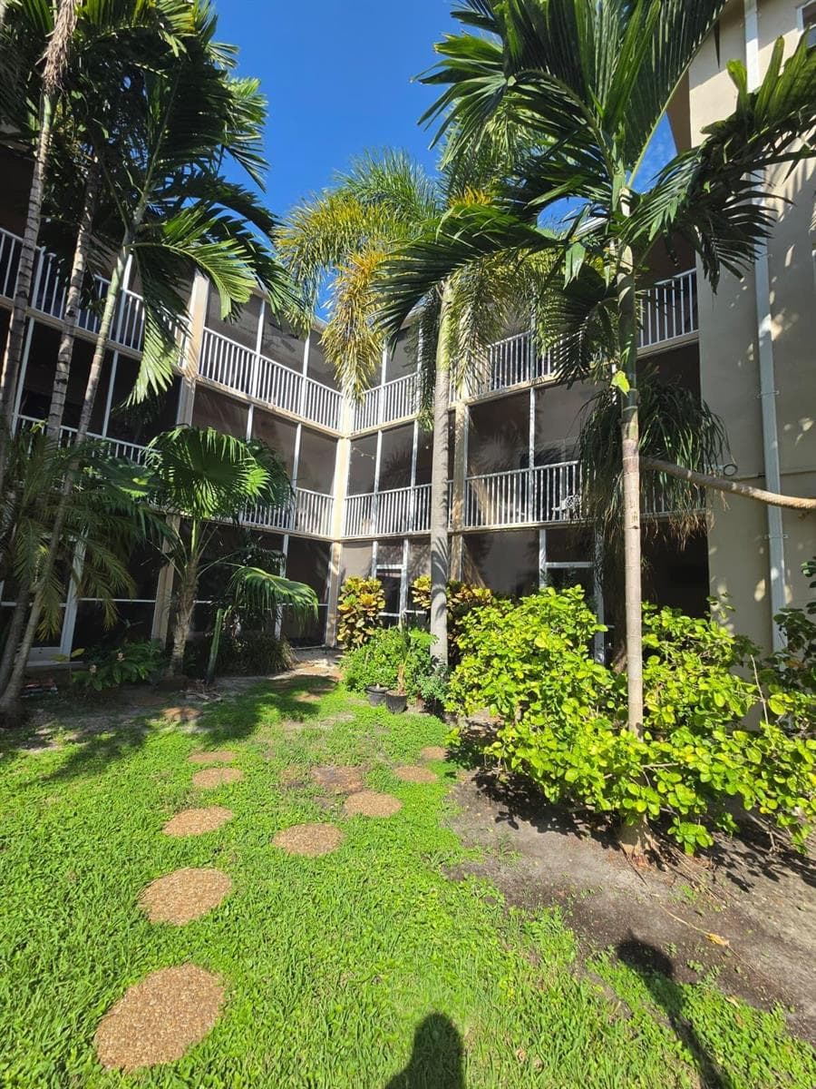 1500 SE 15TH Street 213 photo 14