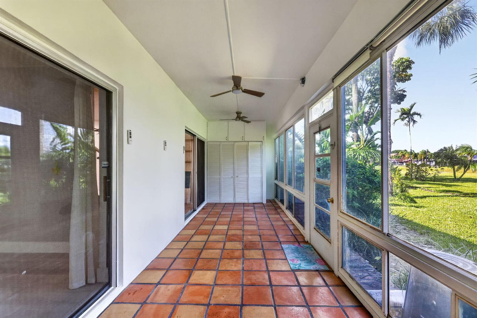 3107 N Palm Aire Drive photo 15