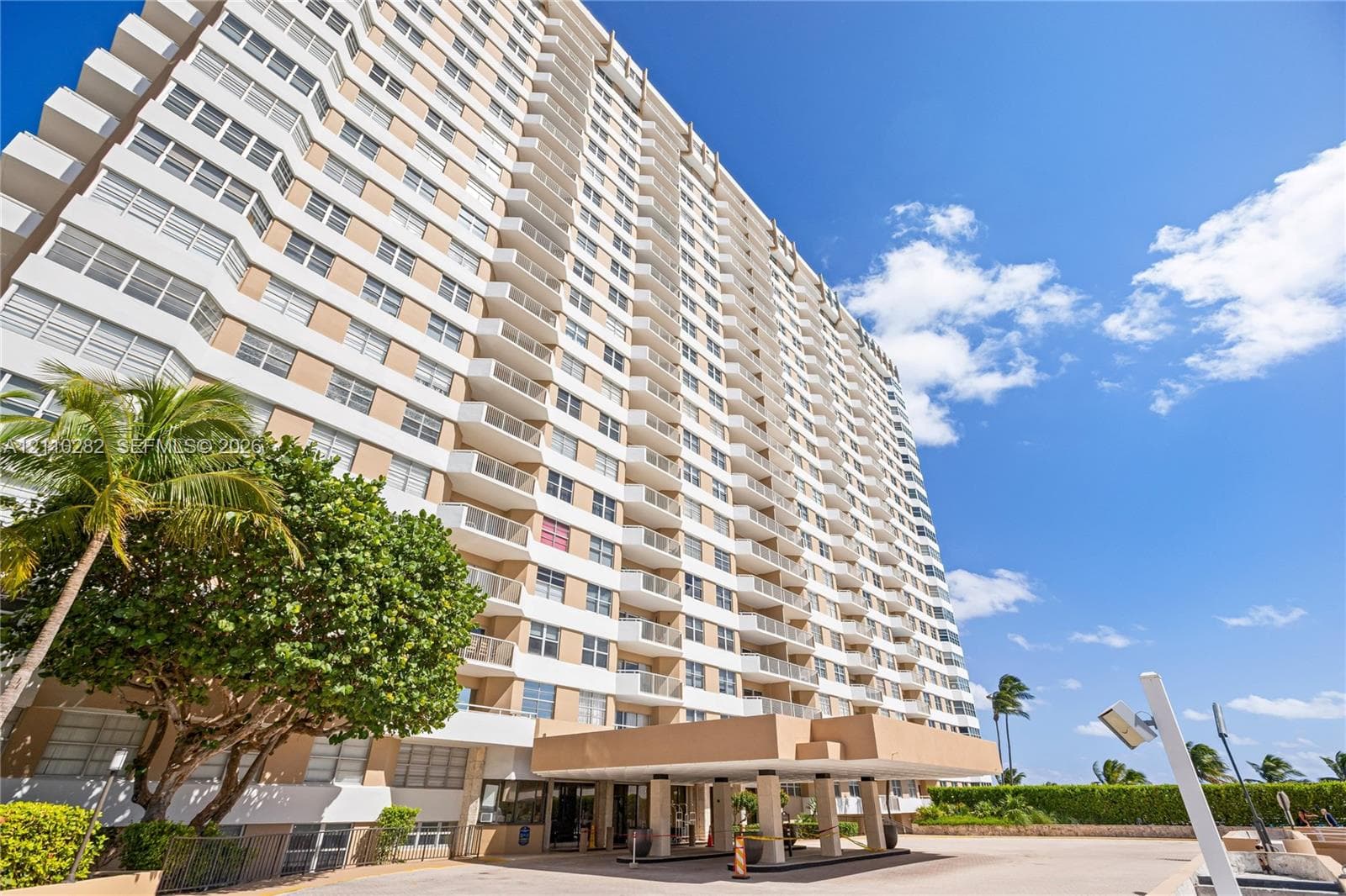 1950 S Ocean Dr 7A photo 1