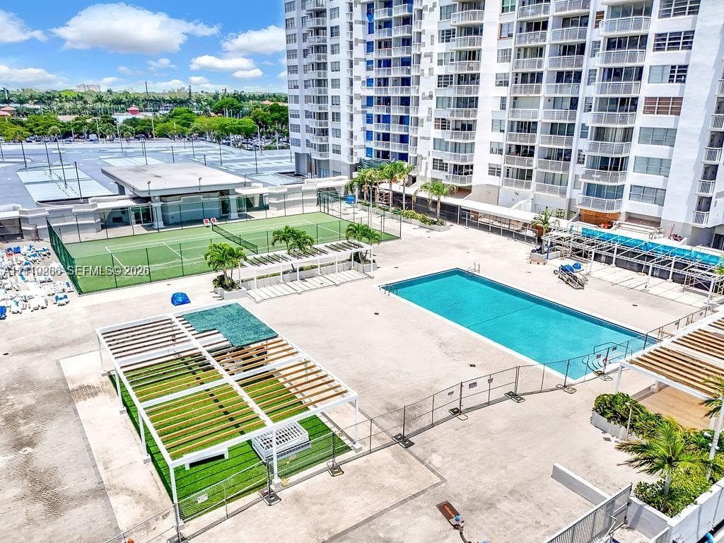 18041 Biscayne Blvd 1201 photo 25
