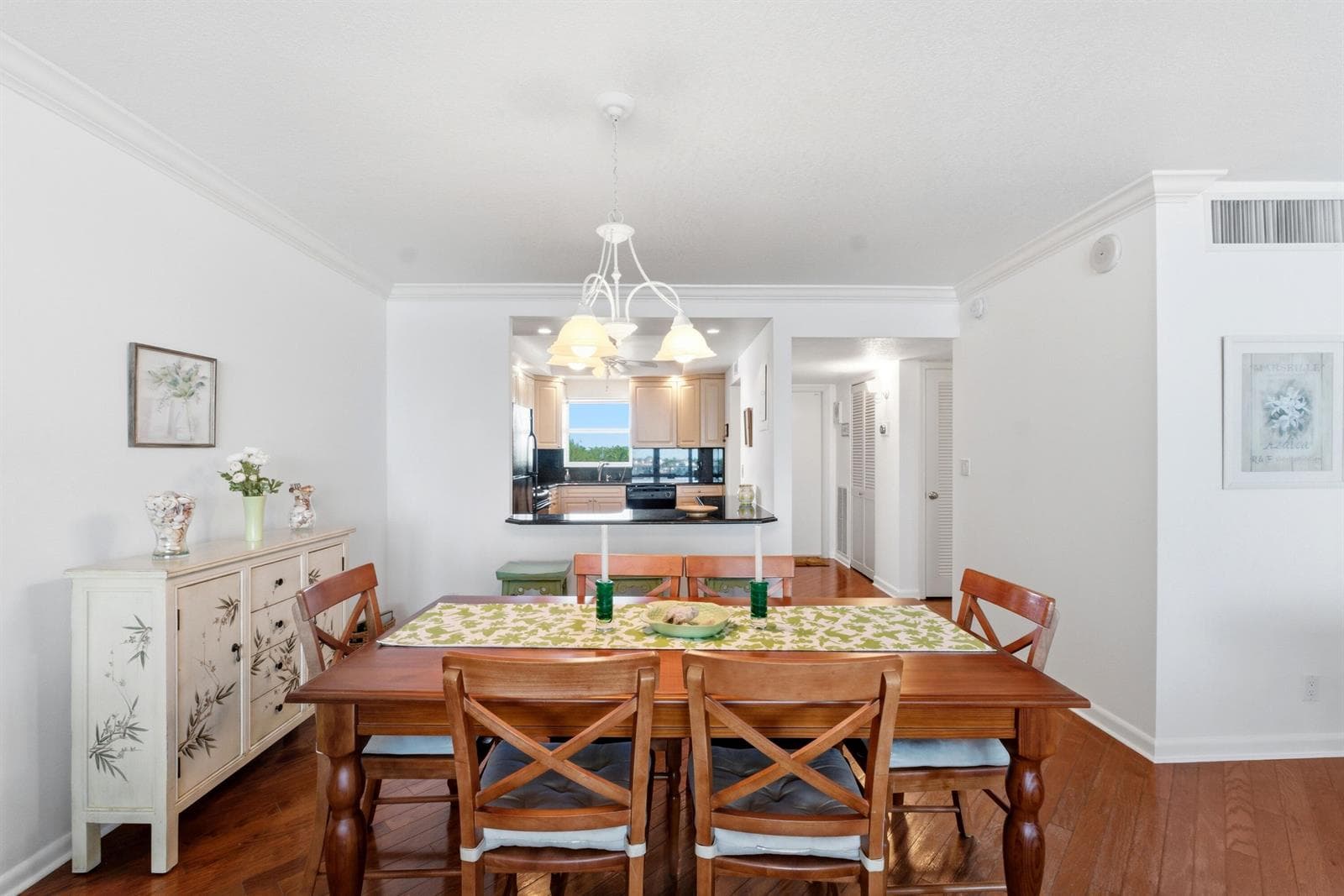511 BAYSHORE Drive 410 photo 6