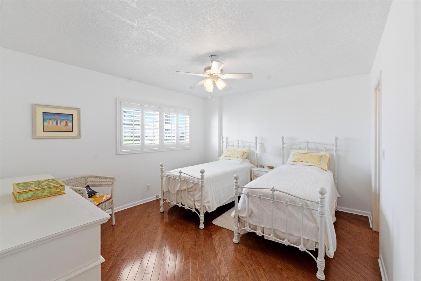 511 BAYSHORE Drive 410 photo 22
