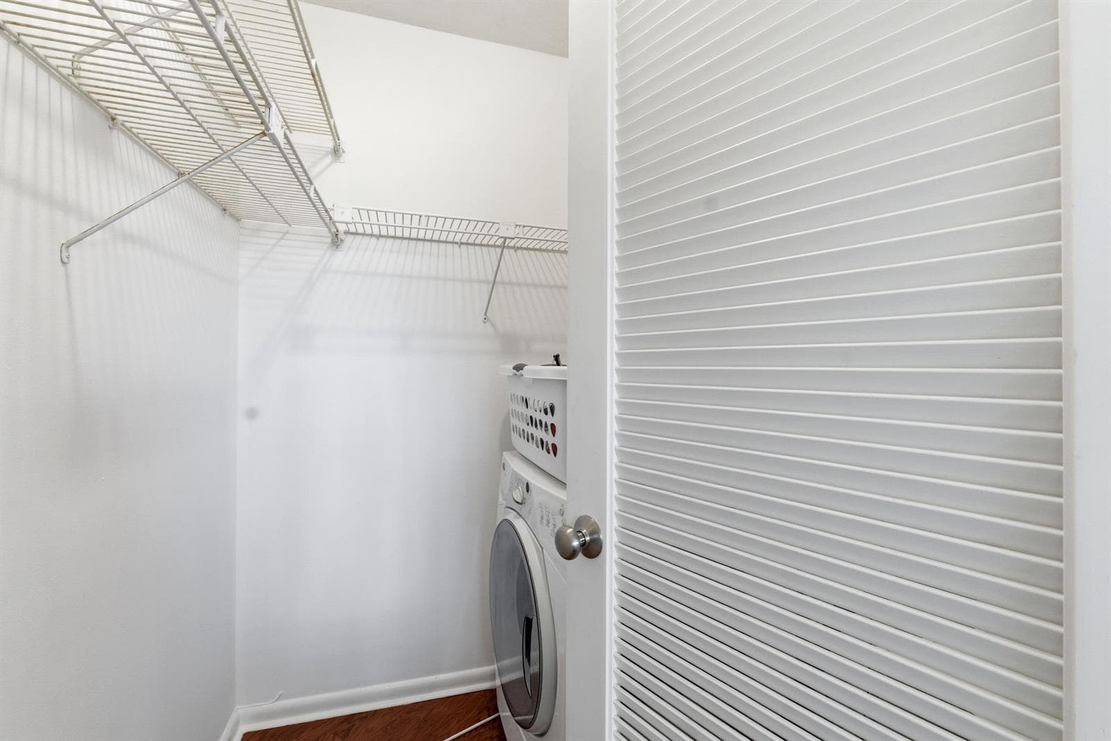 511 BAYSHORE Drive 410 photo 25
